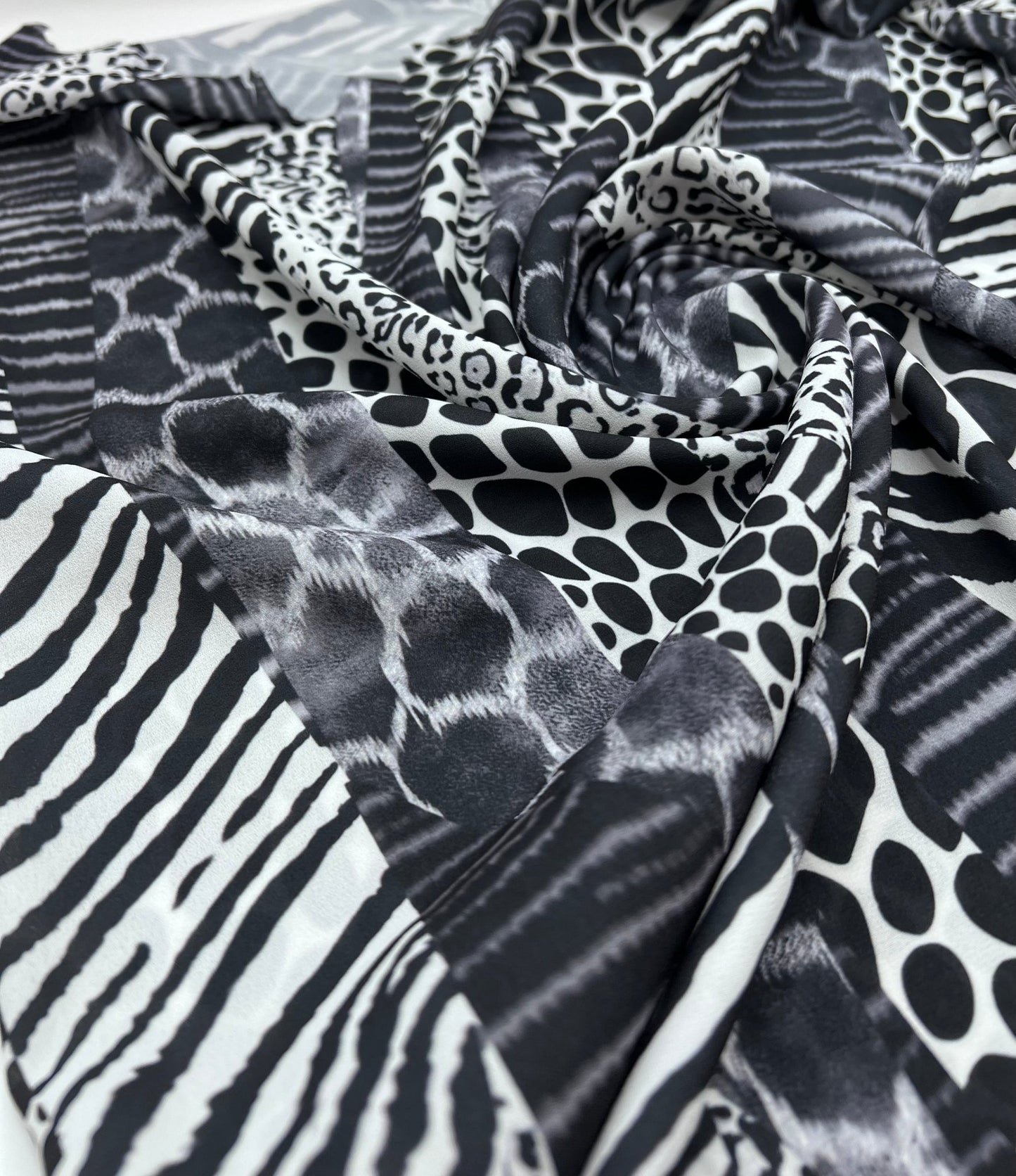 Animal Non Stretch Woven Dress Craft Fabric - T9 Fabrics
