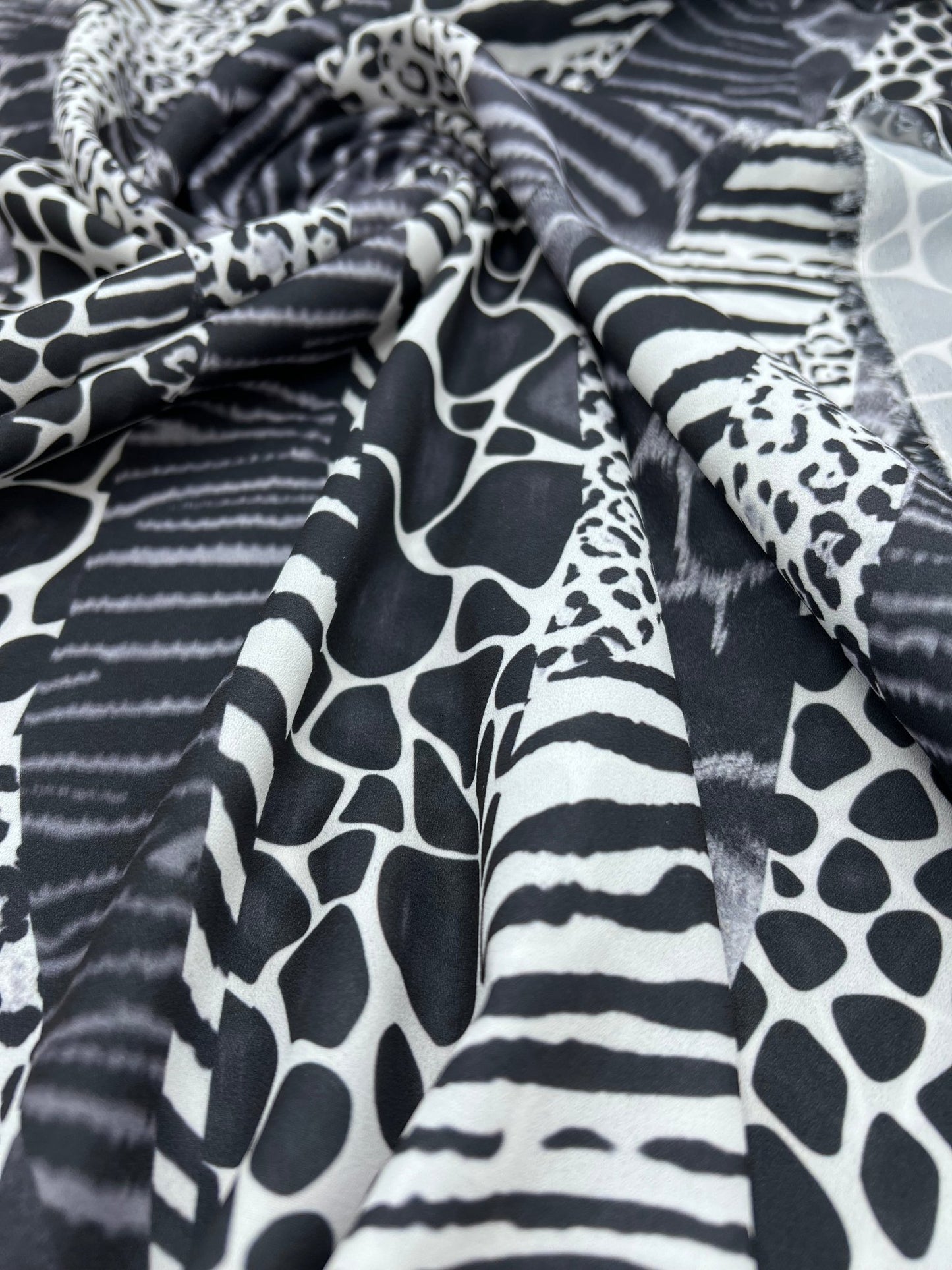 Animal Non Stretch Woven Dress Craft Fabric - T9 Fabrics