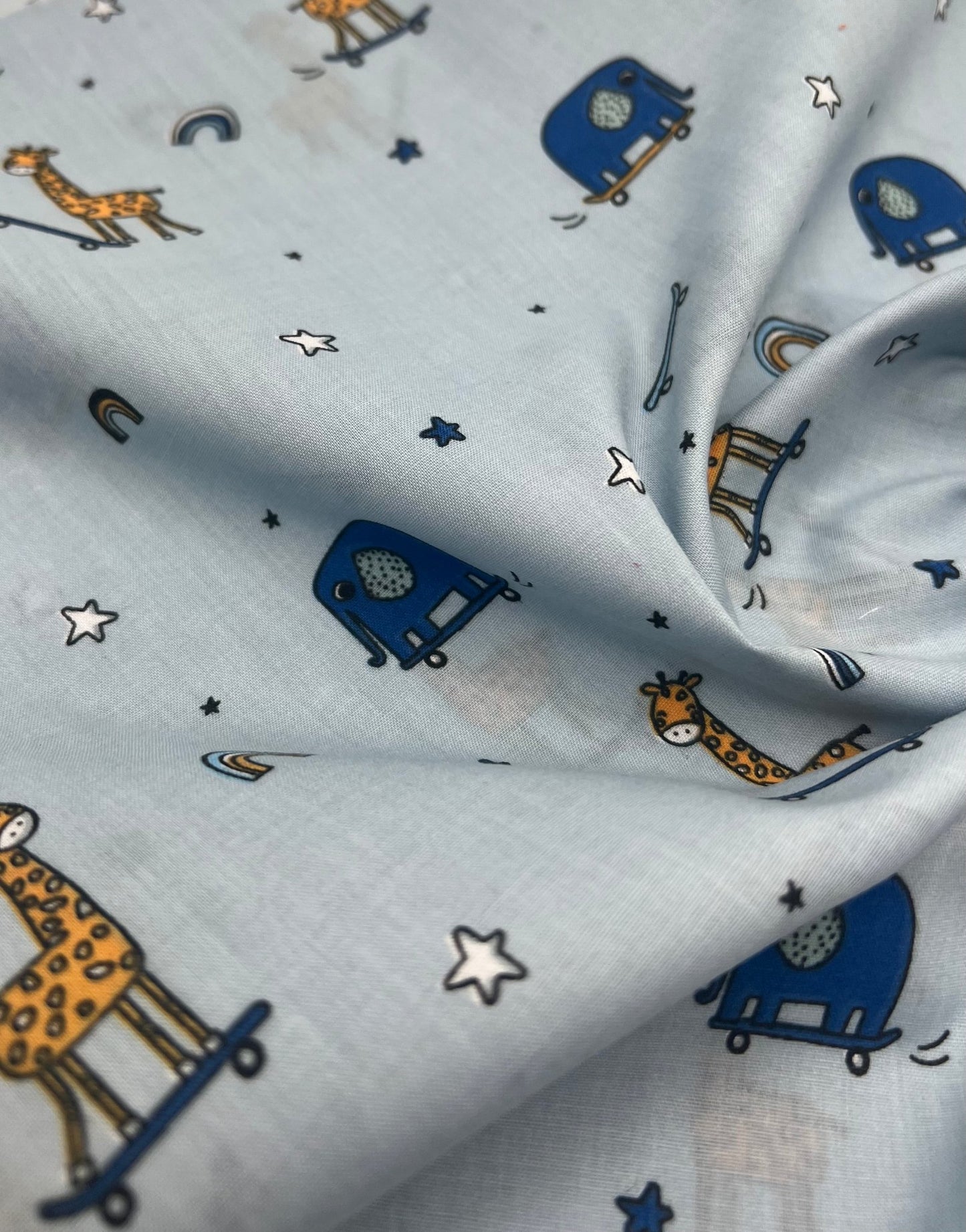 Animals Scoot Printed Poly Cotton 90 GSM 80/20 44 Inch Non Stretch - T9 Fabrics