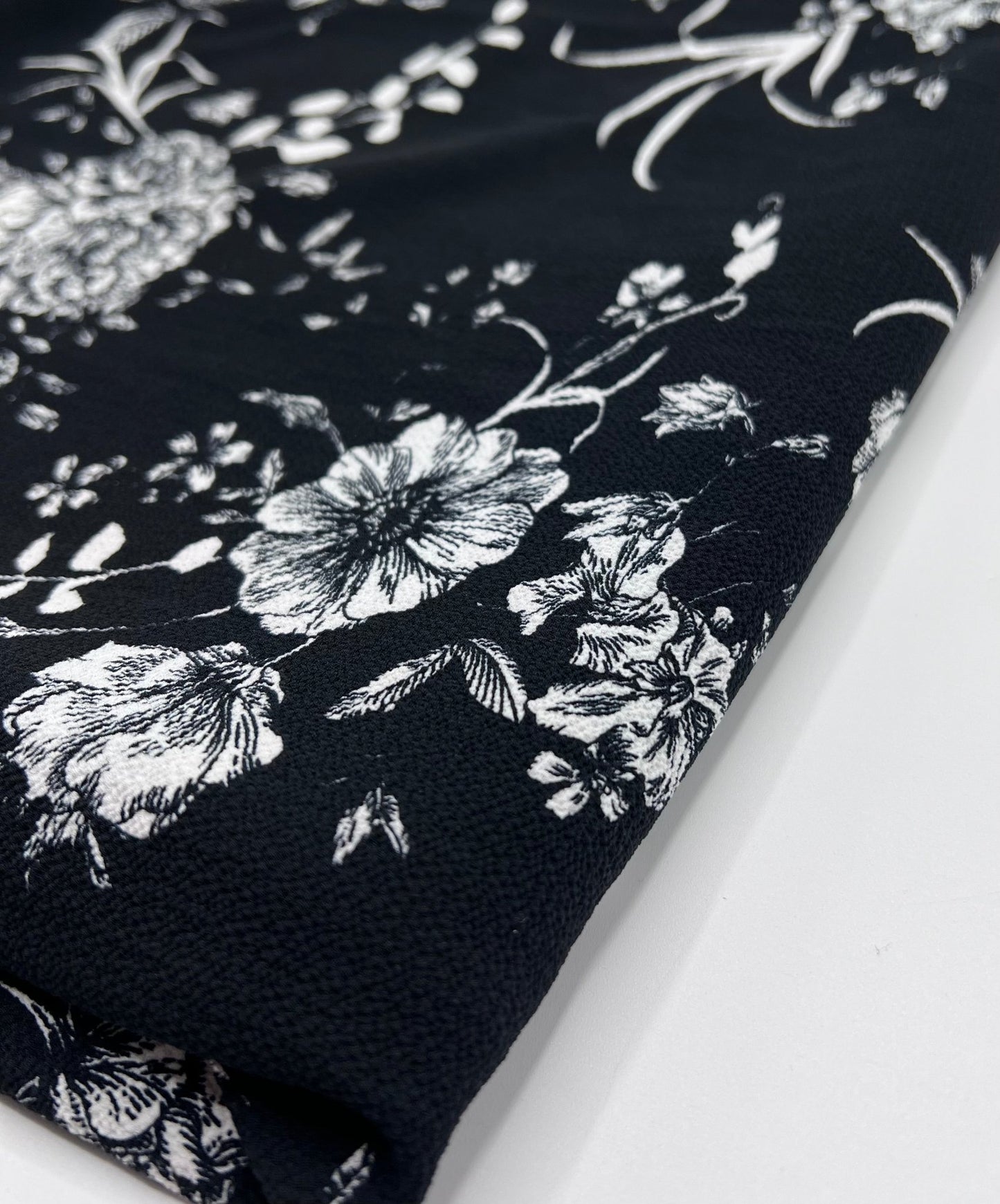 Black White Floral Print Lightweight Bubble Crepe Fabric - T9 Fabrics