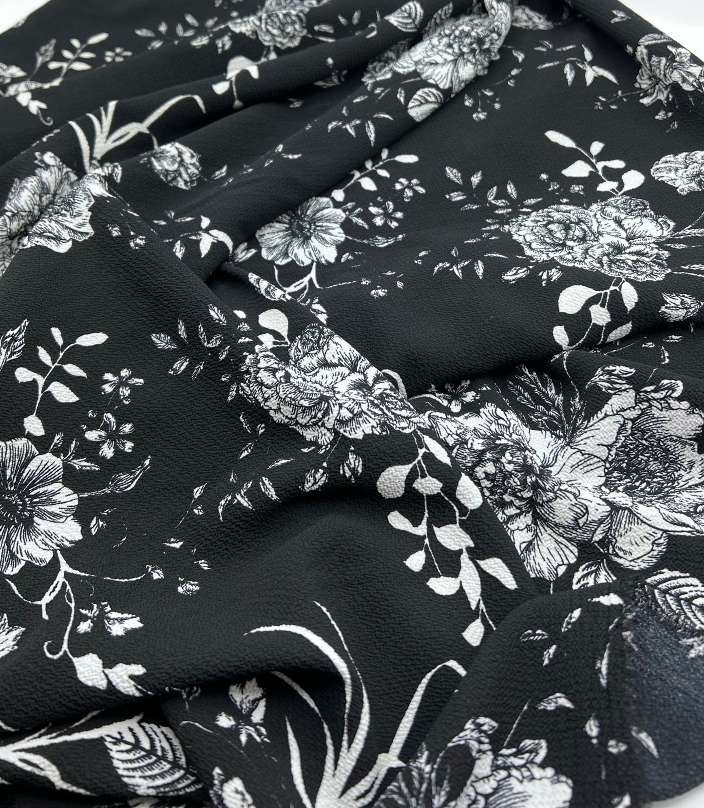 Black White Floral Print Lightweight Bubble Crepe Fabric - T9 Fabrics