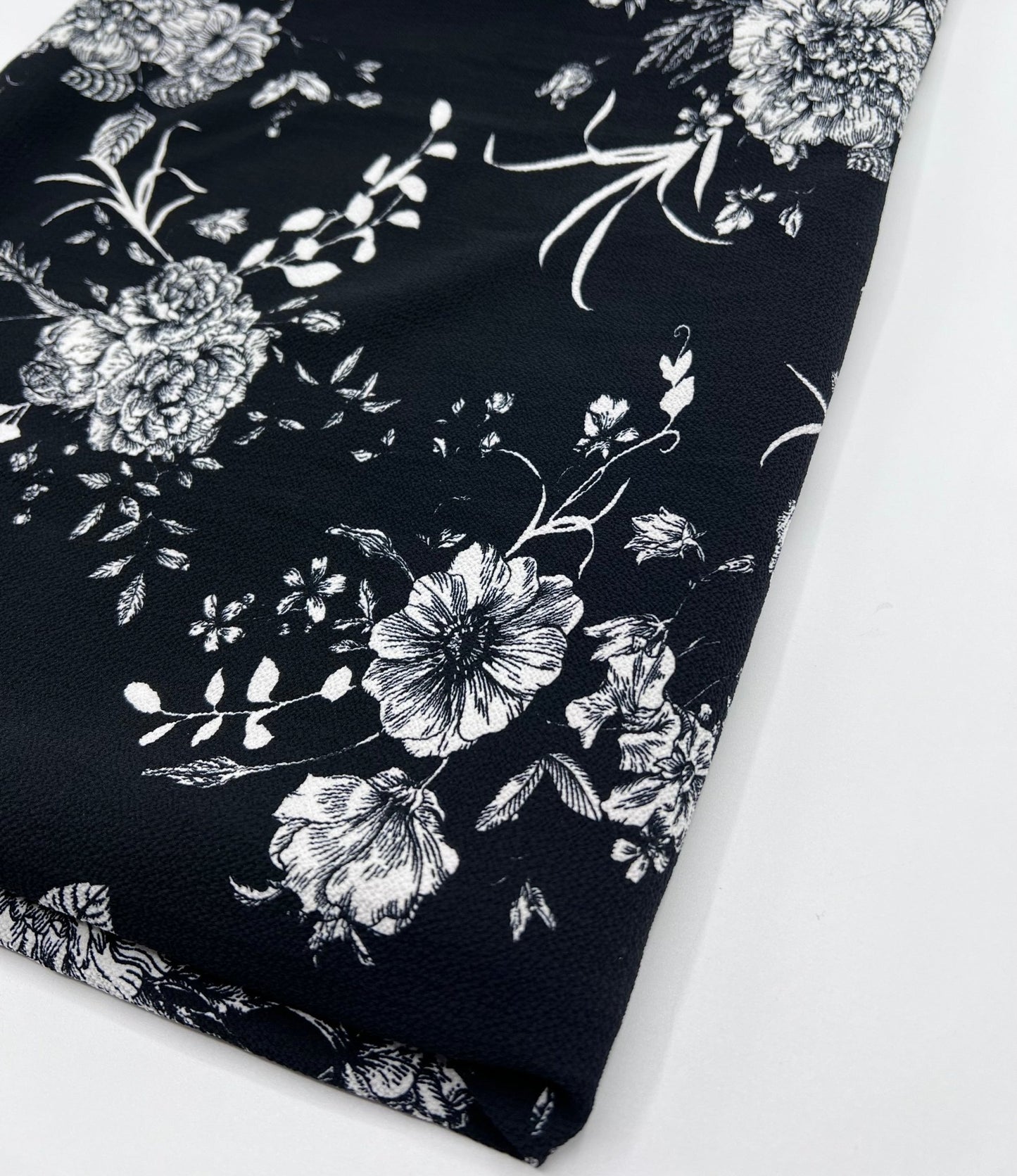 Black White Floral Print Lightweight Bubble Crepe Fabric - T9 Fabrics