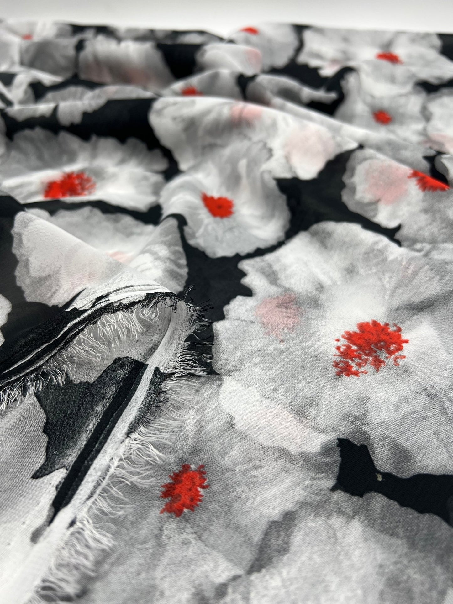 Black White Floral Printed Chiffon Dress Fabric - T9 Fabrics