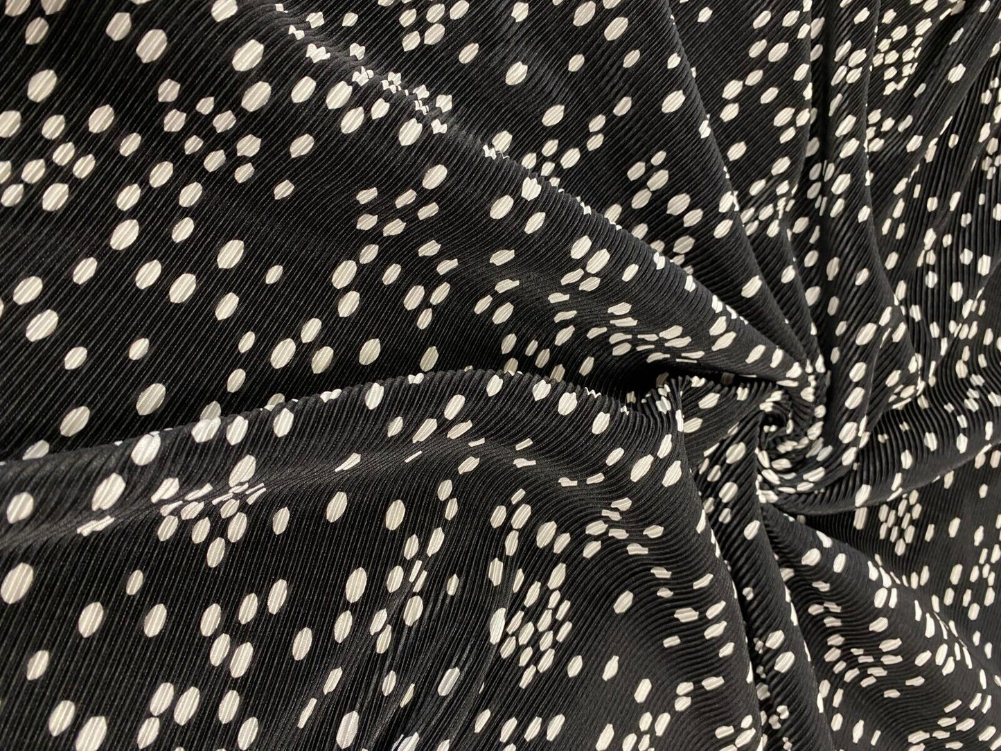 Black & White Spotty Print Plisse Fabric - T9 Fabrics