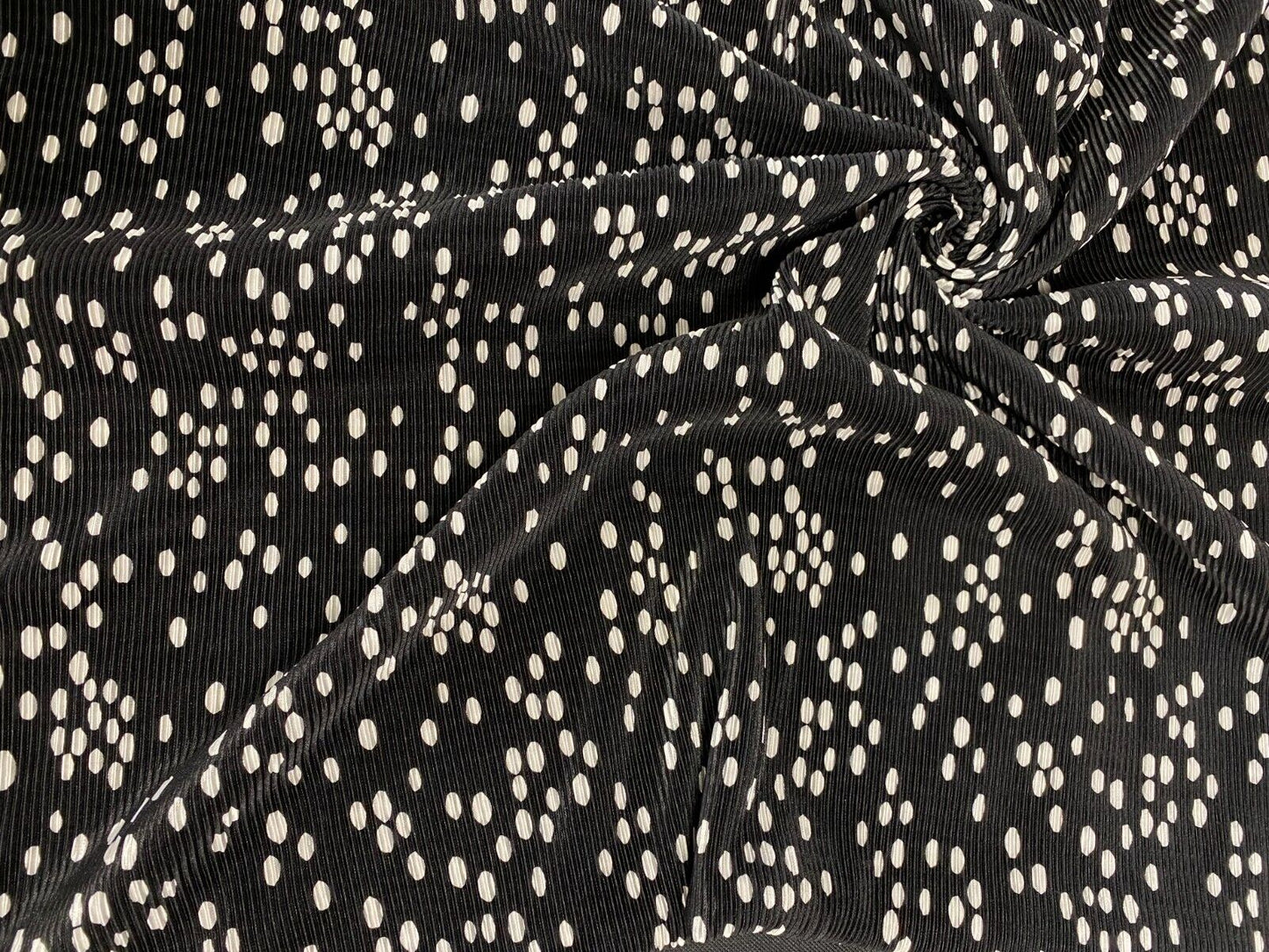 Black & White Spotty Print Plisse Fabric - T9 Fabrics