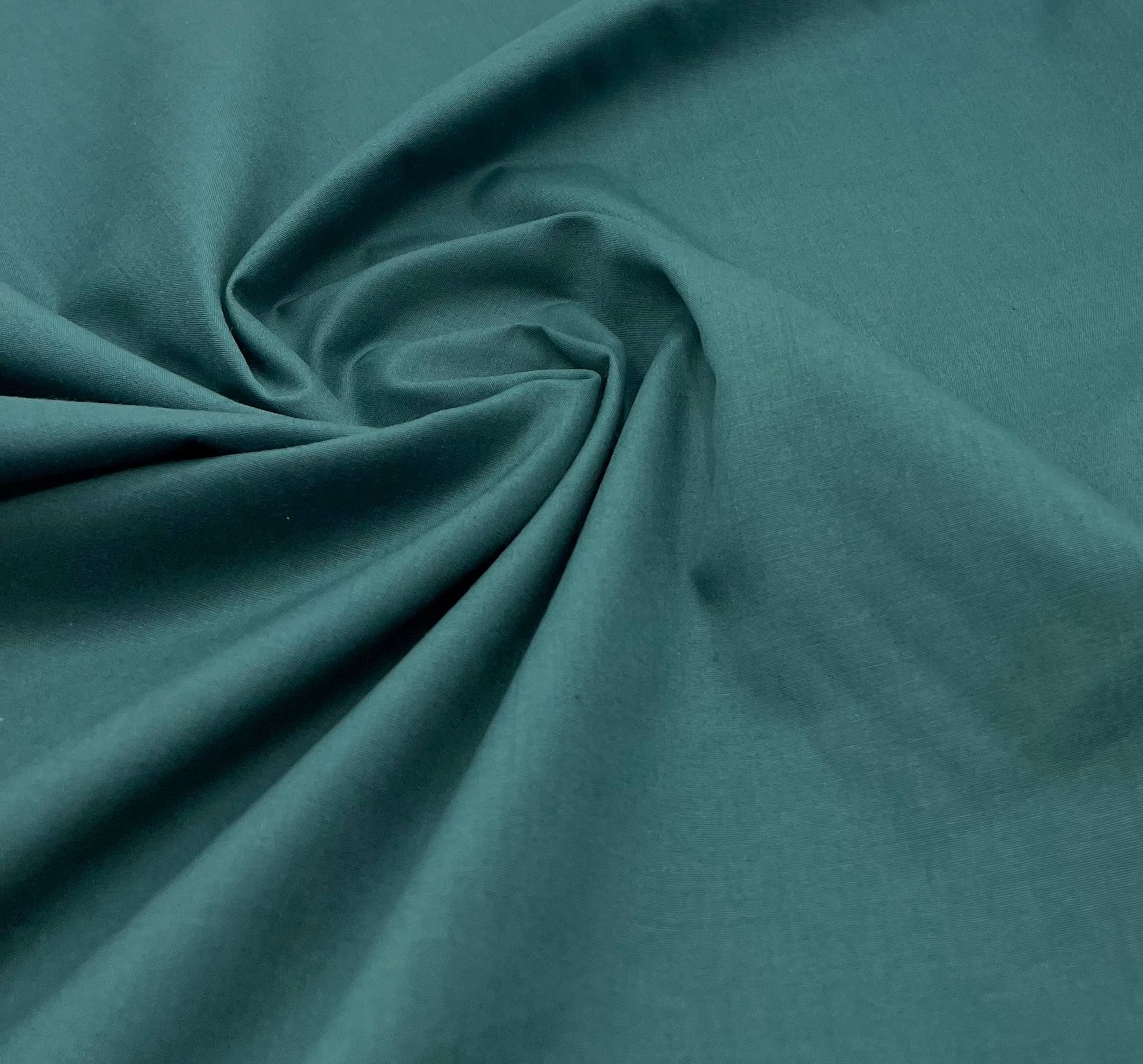 Bottle Green Plain Poly Cotton 105 GSM 80/20 44 Inch Non Stretch - T9 Fabrics