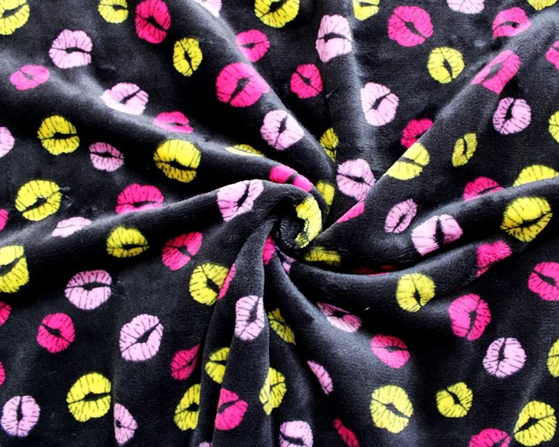 Bubs Lips Cuddle Fleece Fabric Blanket Loungewear - T9 Fabrics