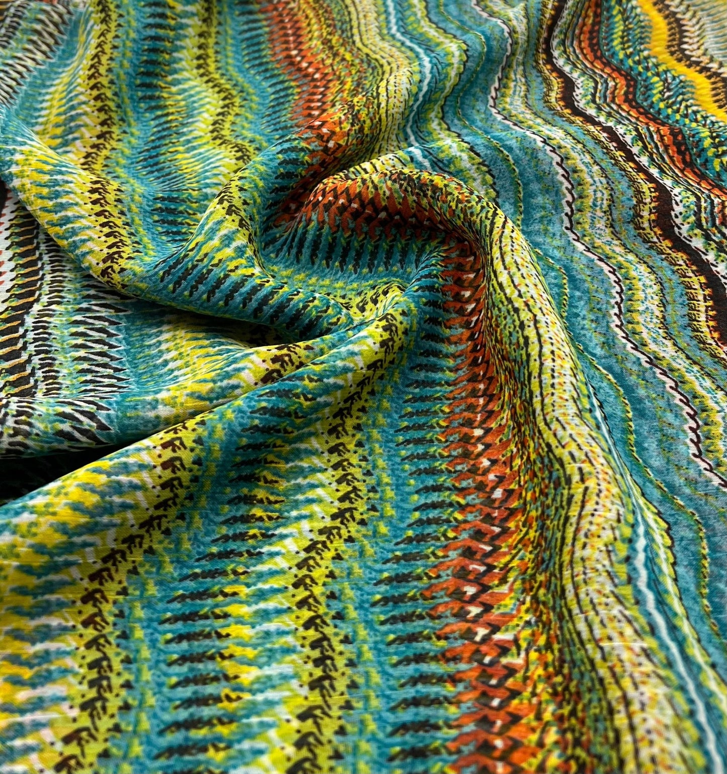 Horizontal Multi Swirl Printed Chiffon Dress Fabric - T9 Fabrics