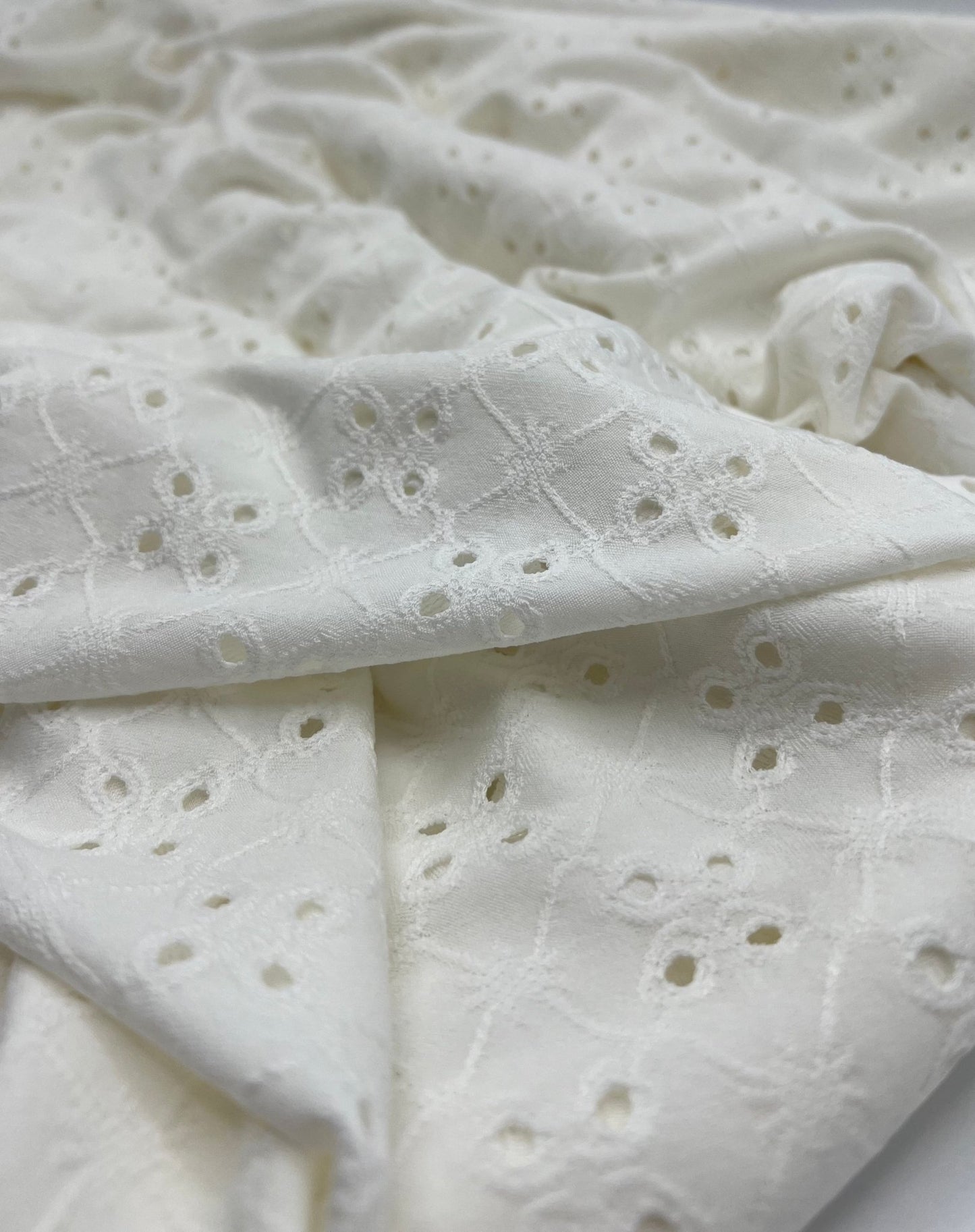 Ivory Broderie Anglaise Stretch Fabric 4 Way Stretch Fabric - T9 Fabrics