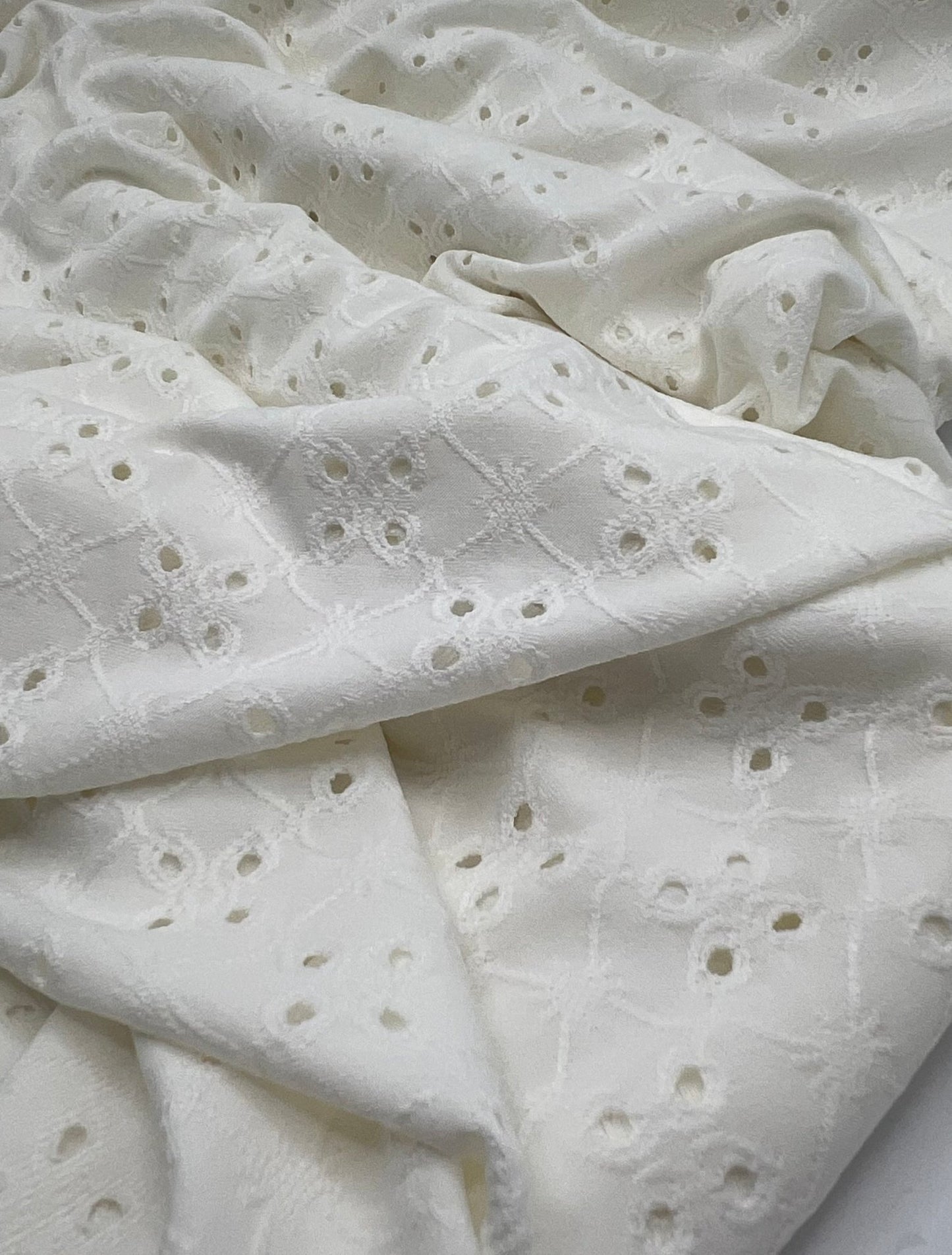 Ivory Broderie Anglaise Stretch Fabric 4 Way Stretch Fabric - T9 Fabrics