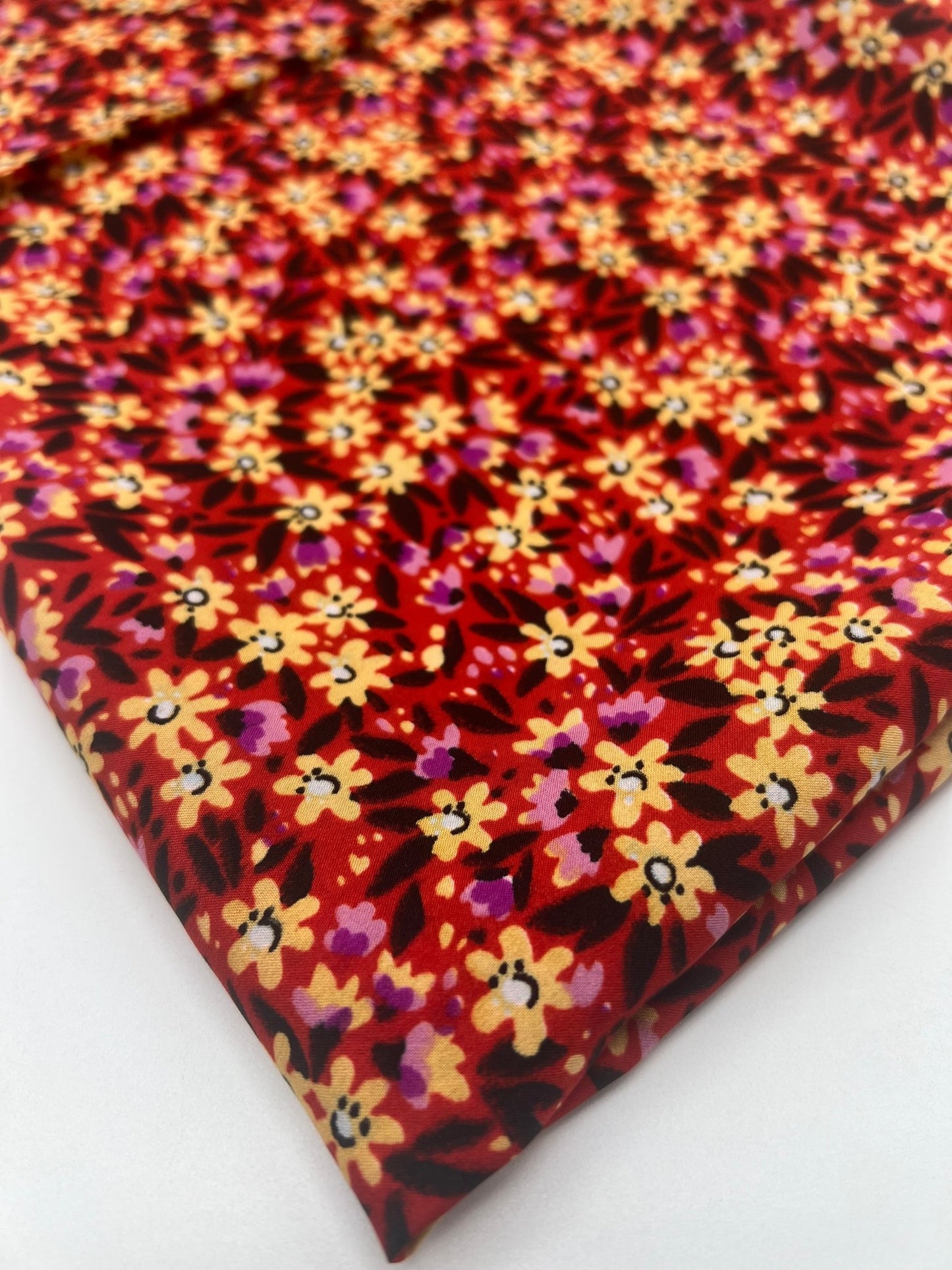 Red Lilac Ditsy Floral Lightweight Non Stretch Woven Fabric - T9 Fabrics