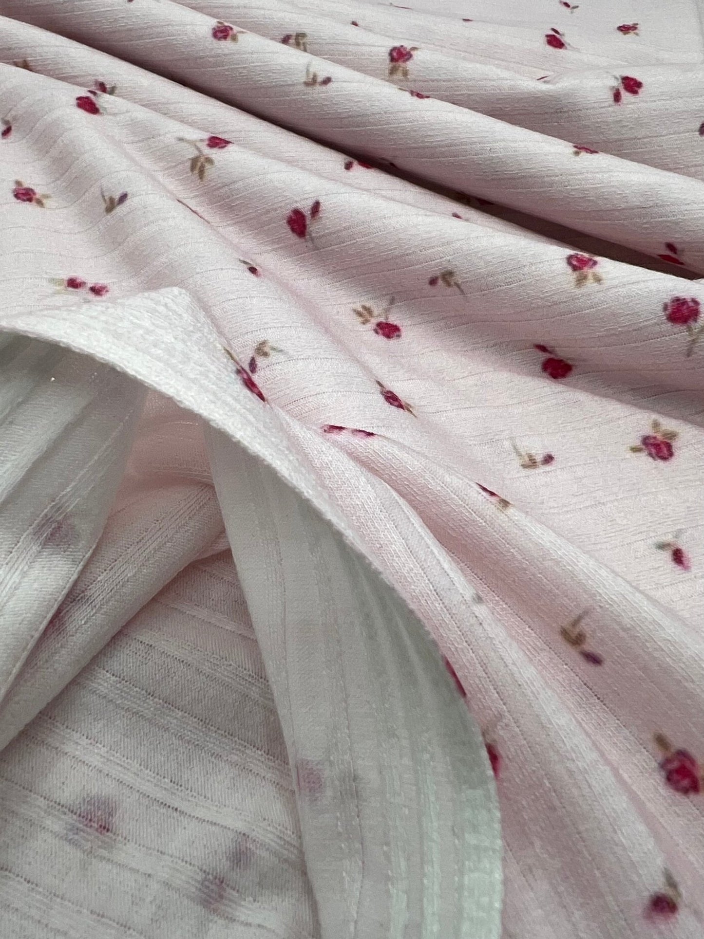 Soft Pink Ditsy Floral Ditsy Print 8x4 Wide Rib Stretch Fabric - T9 Fabrics