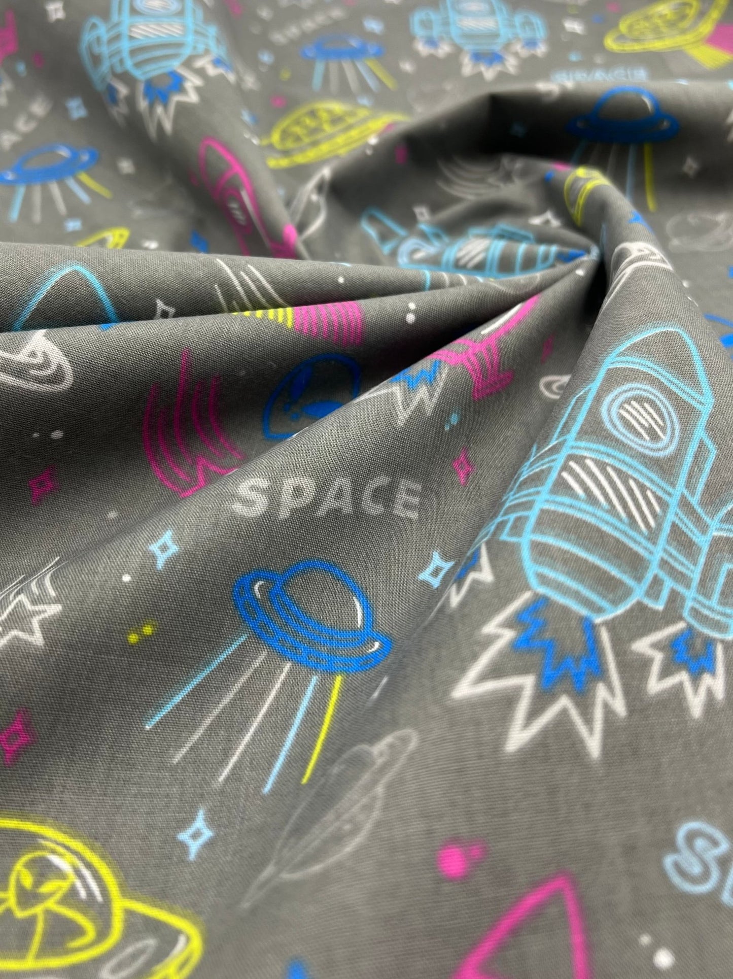 Space Jam Printed Poly Cotton 90 GSM 80/20 44 Inch Non Stretch - T9 Fabrics