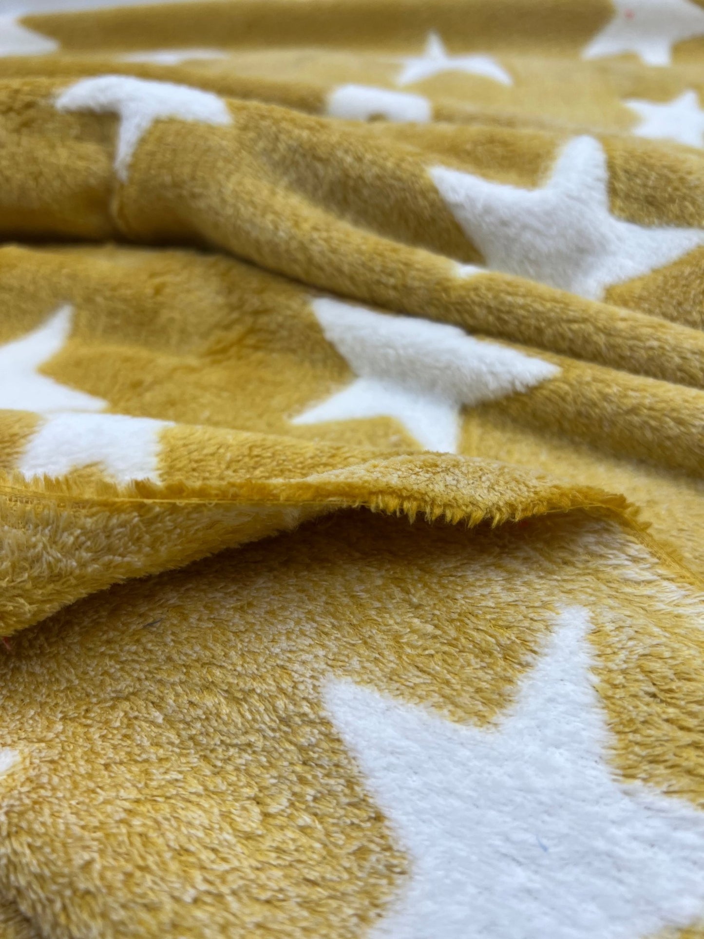 Stars Cuddle Fleece Fabric Blanket Loungewear - T9 Fabrics
