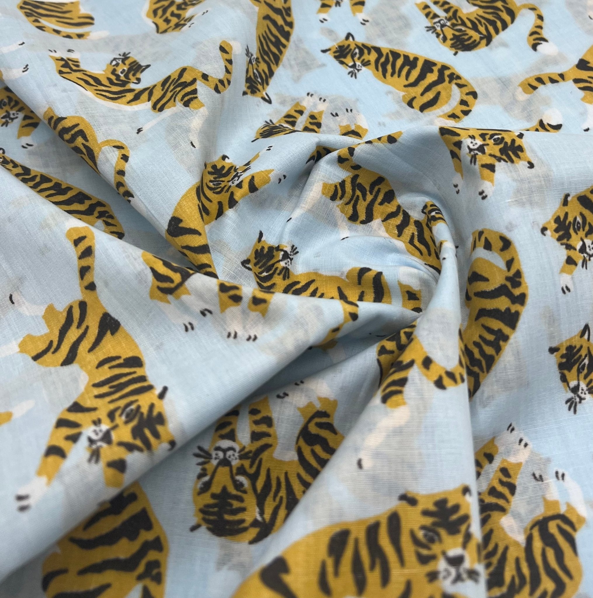 Tigers Printed Poly Cotton 90 GSM 80/20 44 Inch Non Stretch - T9 Fabrics