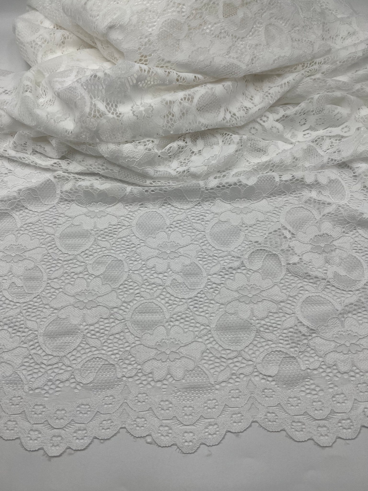 White Flower Scalloped Edge Floral Lace Fabric Stretch - T9 Fabrics