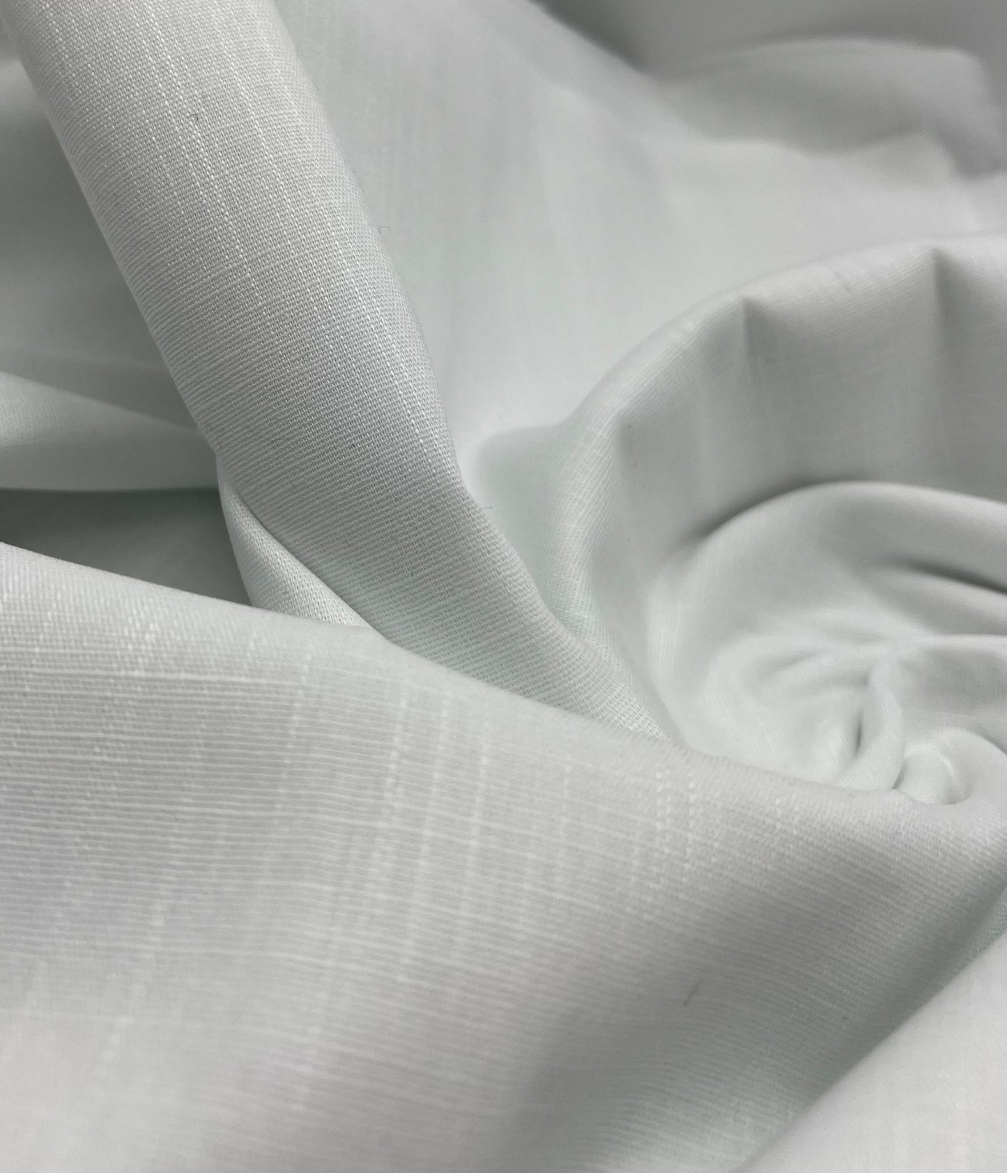 White Lightweight Cotton/Linen Linen Fabric - T9 Fabrics