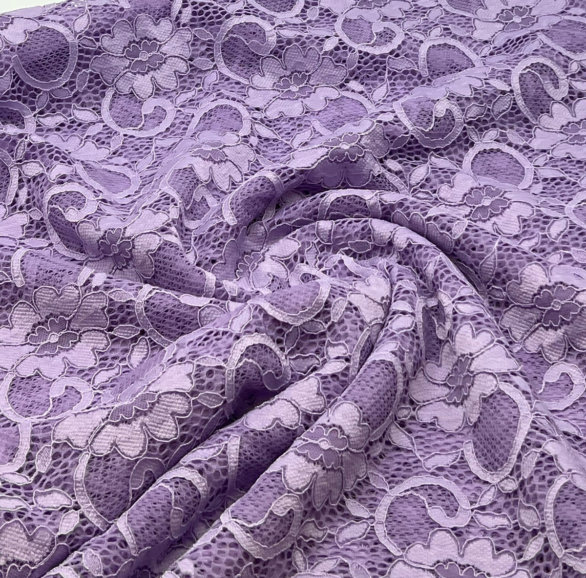 Lilac Flower Scalloped Edge Floral Lace Fabric Stretch