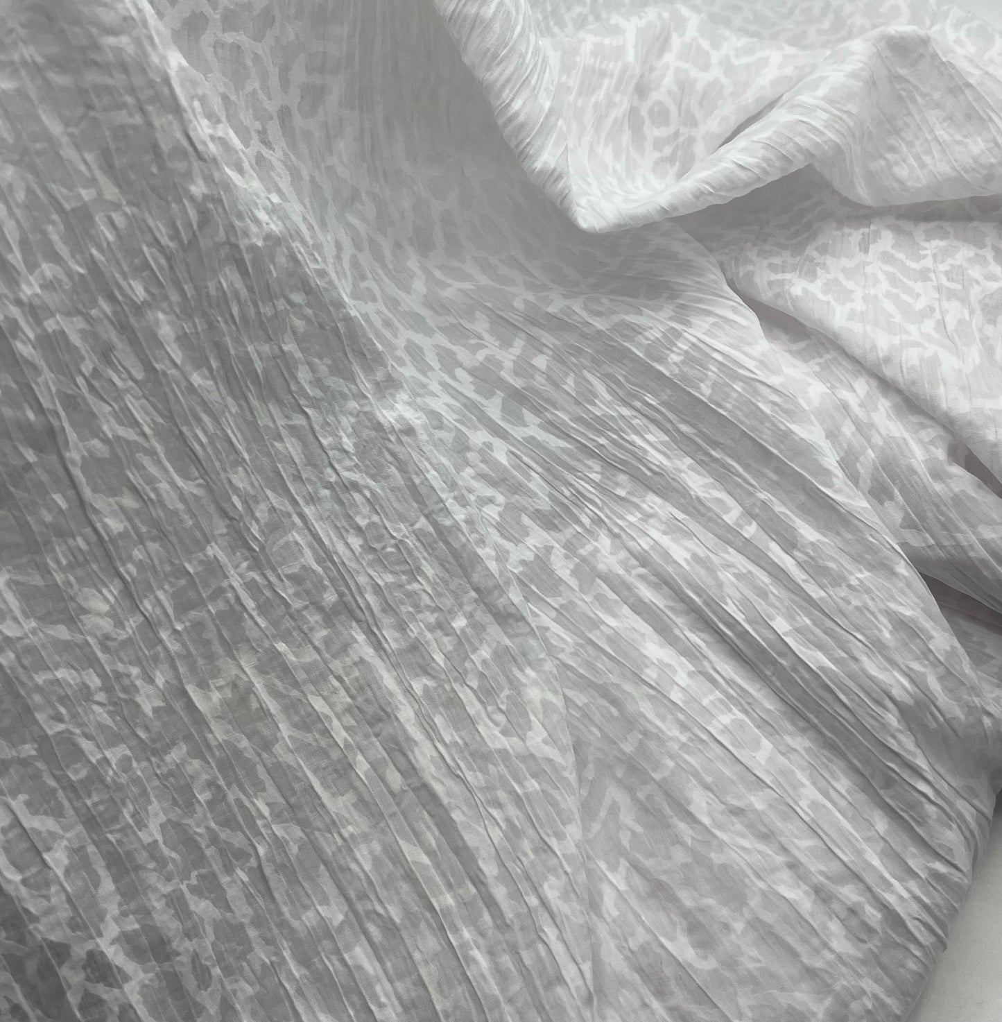 White Animal Crinkled Lightweight Non Stretch Woven Fabric