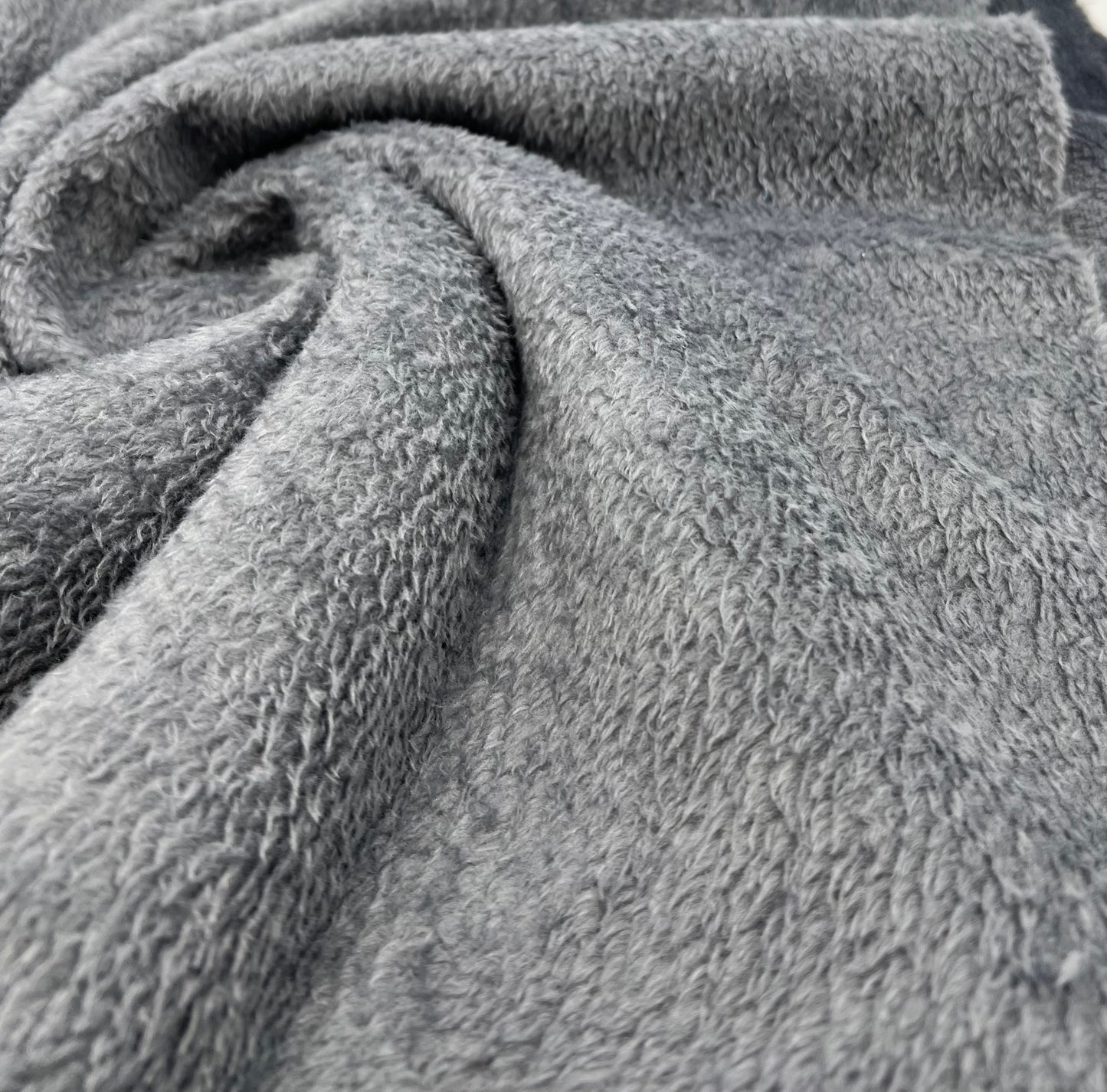 Grey Super Soft Plain Cuddle Fleece Fabric Blanket Loungewear