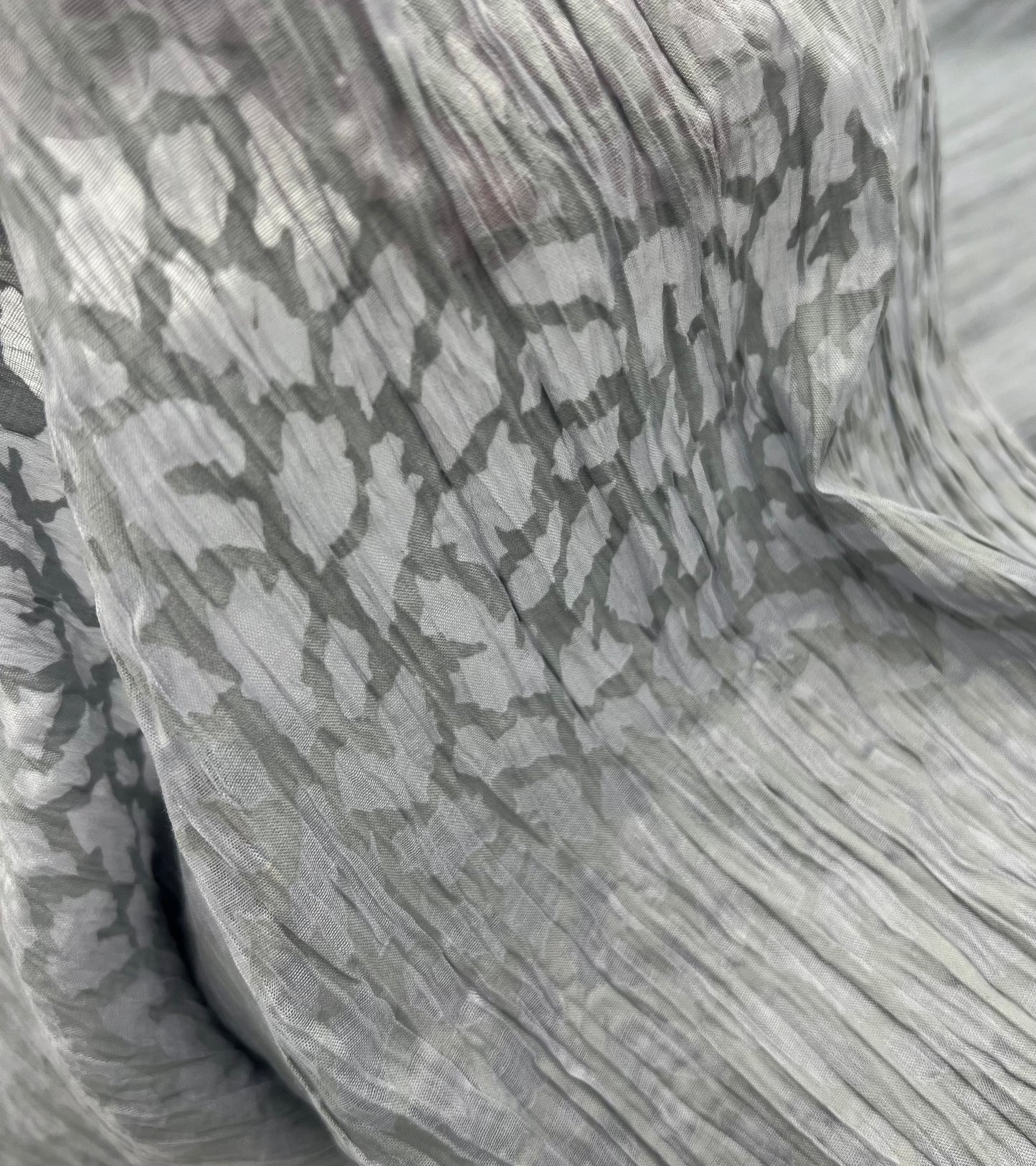 Grey Detailed Crinkled Lightweight Non Stretch Fabric