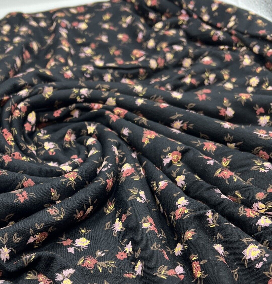 Black Lilac Ditsy Print Viscose Elastane Fabric - T9 Fabrics