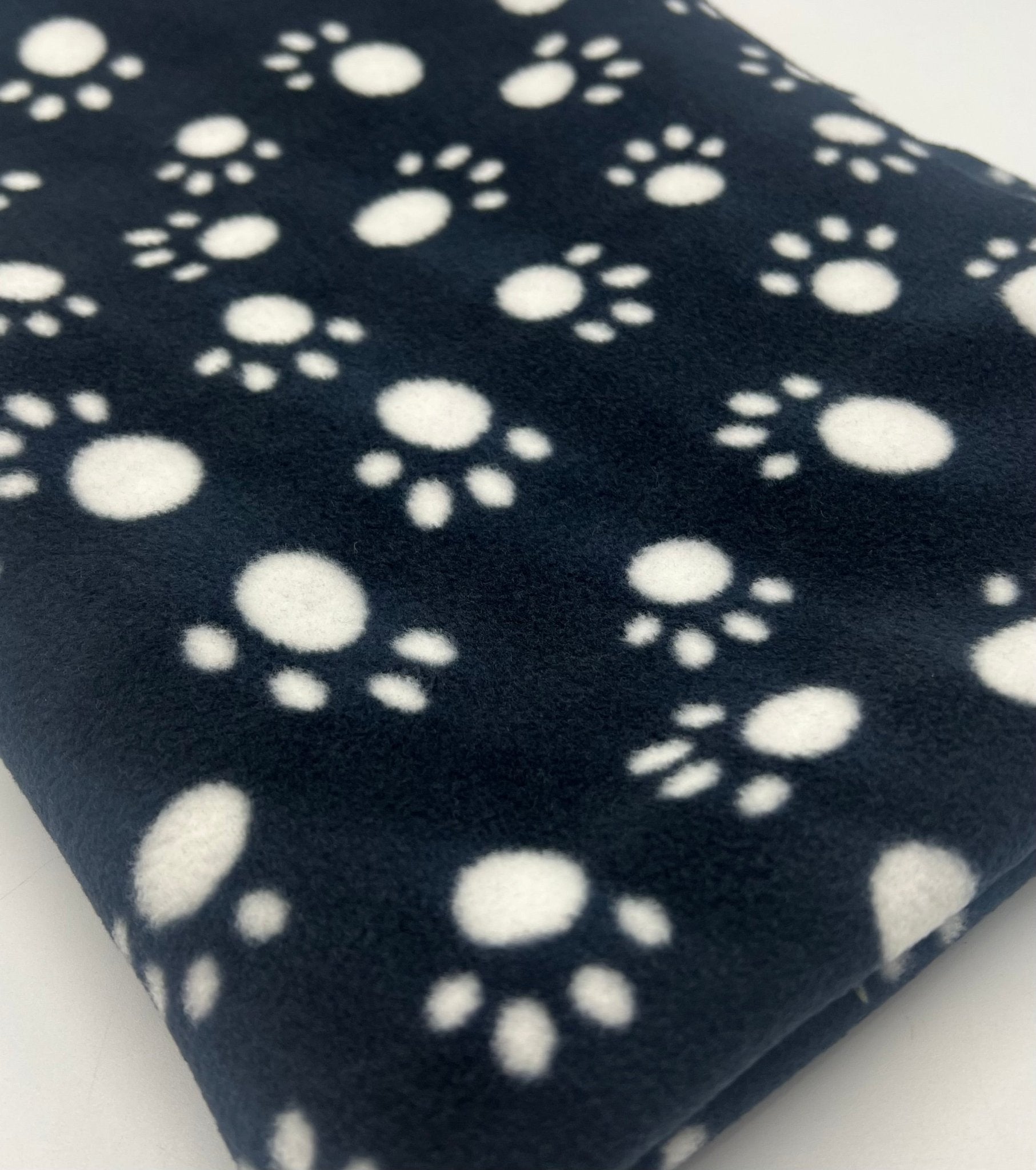 Black Paws Printed Anti - Pil Polar Fleece Fabric Blanket Loungewear - T9 Fabrics