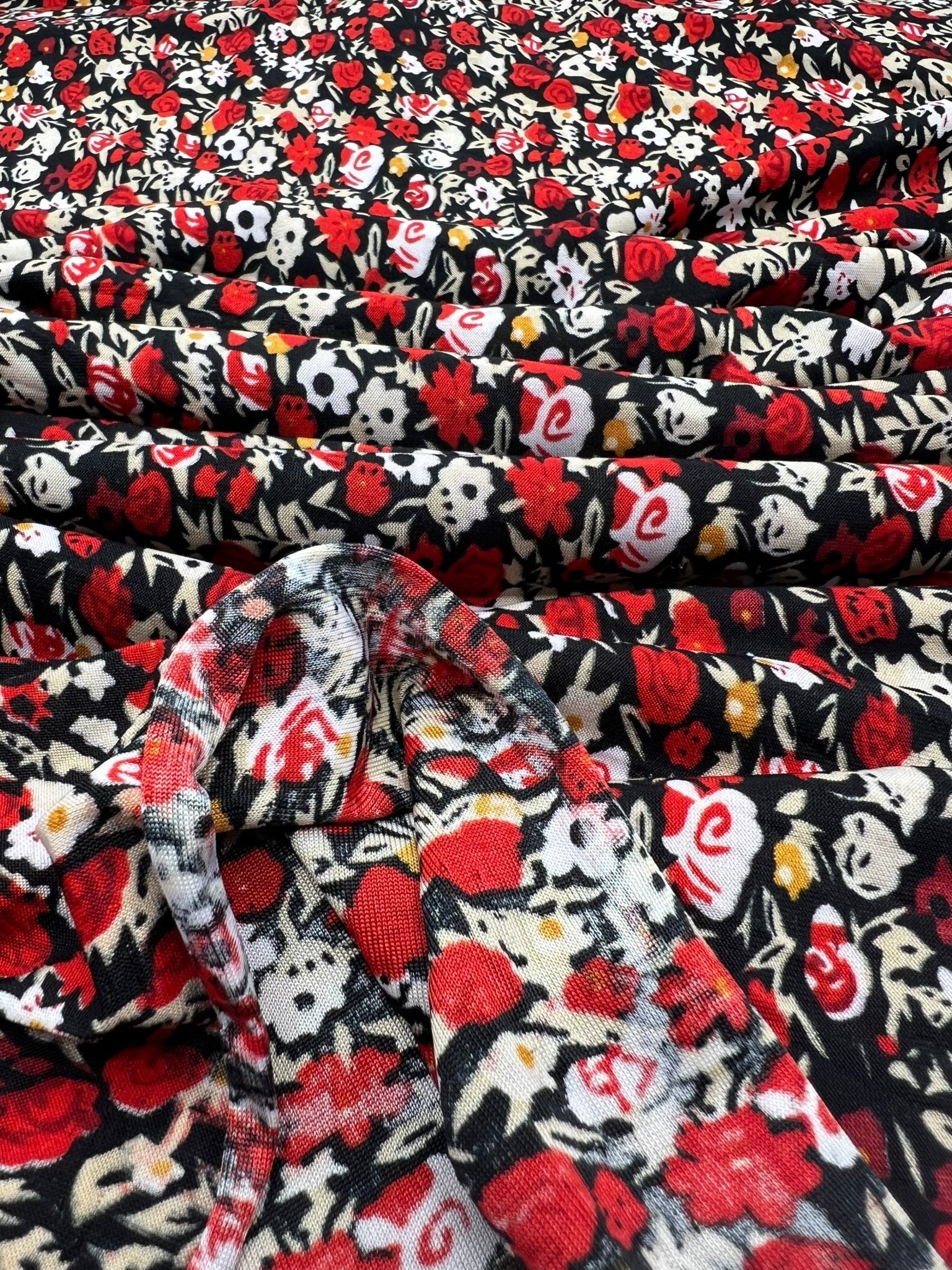 Black Red Mix Ditsy Viscose Elastane 4 Way Stretch Fabric - T9 Fabrics