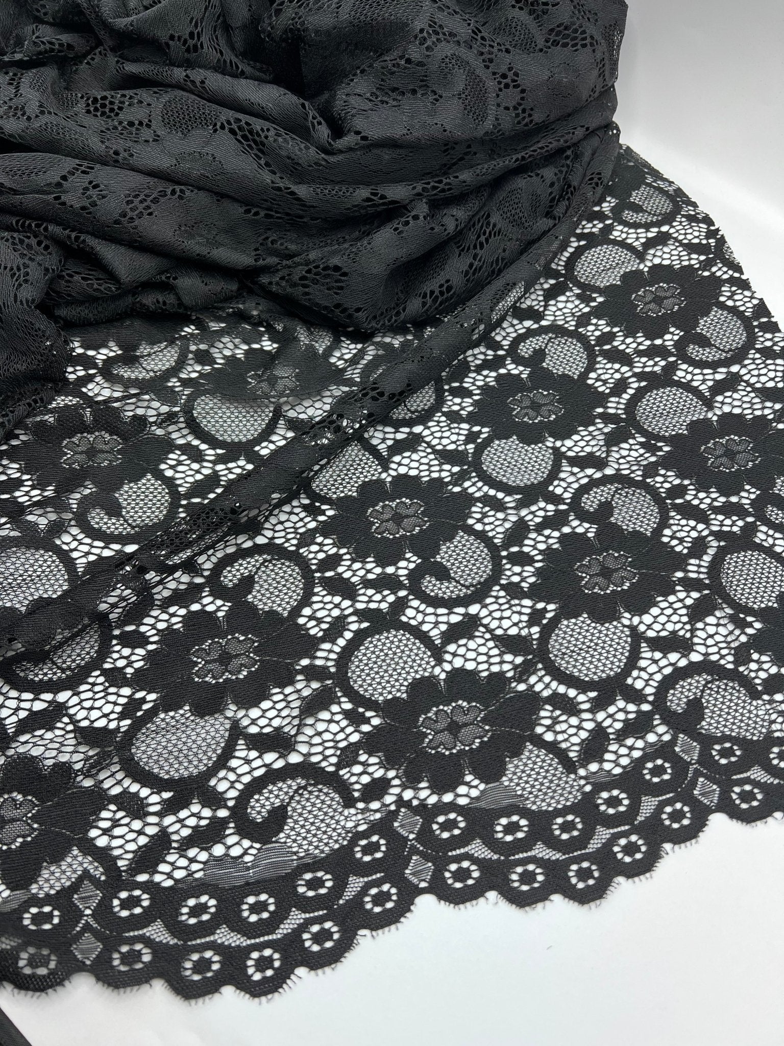 Black Scalloped Edge Floral Lace Fabric Stretch - T9 Fabrics