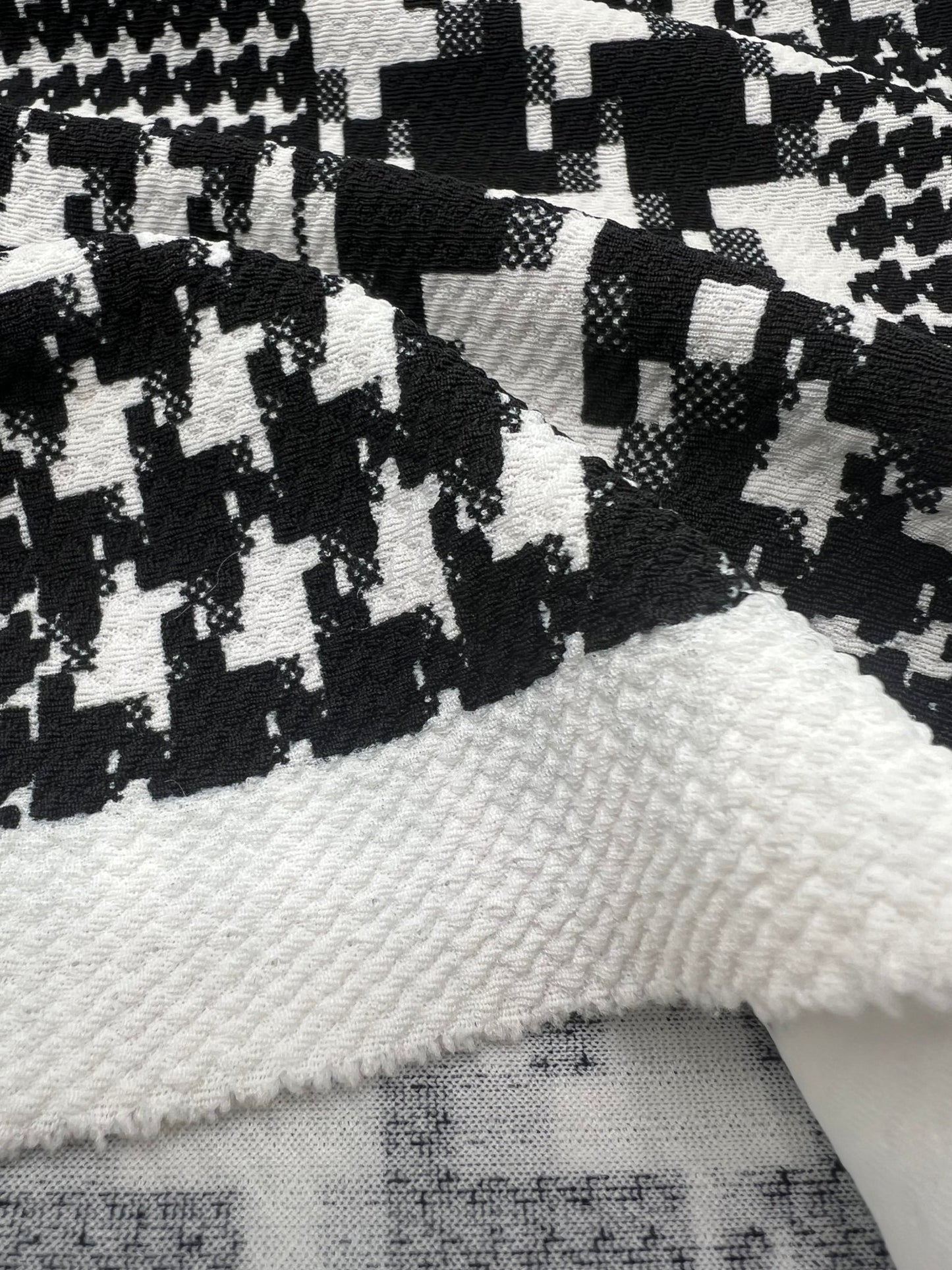 Black White Mix Print Liverpool Bullet Stretch Fabric - T9 Fabrics