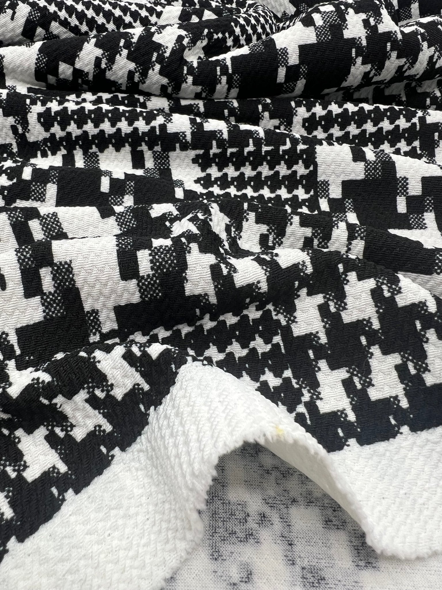 Black White Mix Print Liverpool Bullet Stretch Fabric - T9 Fabrics