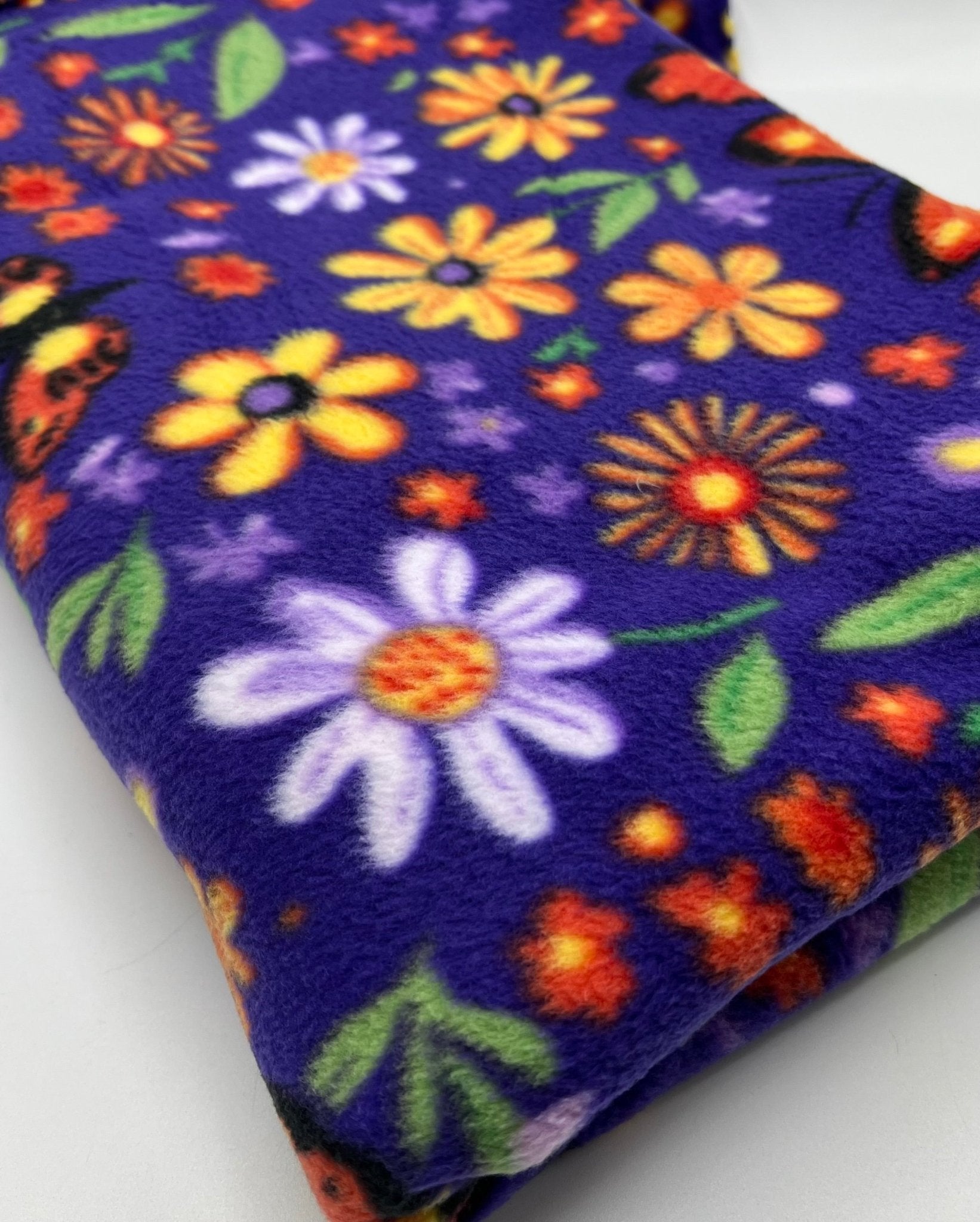 Butterflies Printed Anti - Pil Polar Fleece Fabric Blanket Loungewear - T9 Fabrics