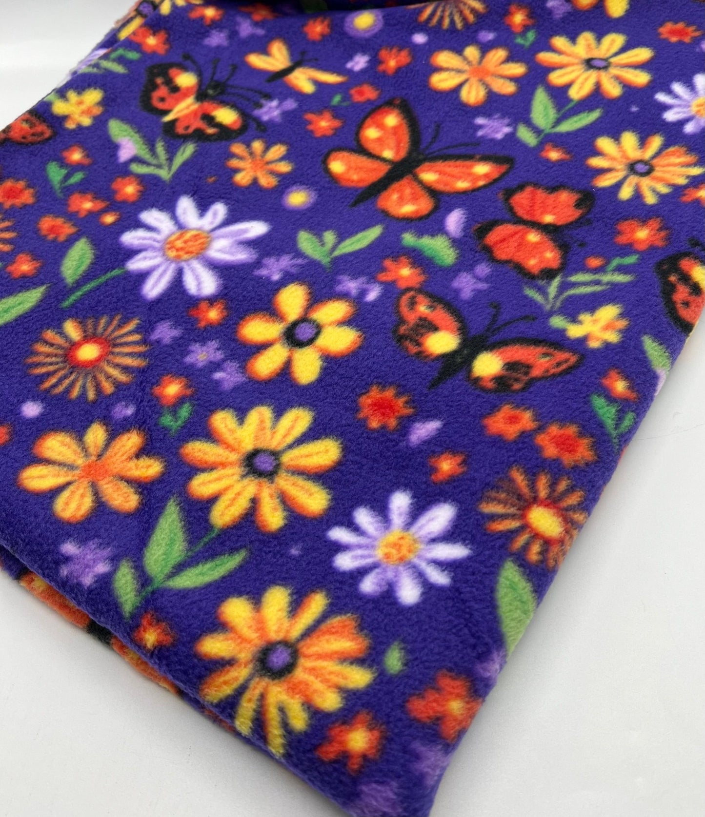 Butterflies Printed Anti - Pil Polar Fleece Fabric Blanket Loungewear - T9 Fabrics