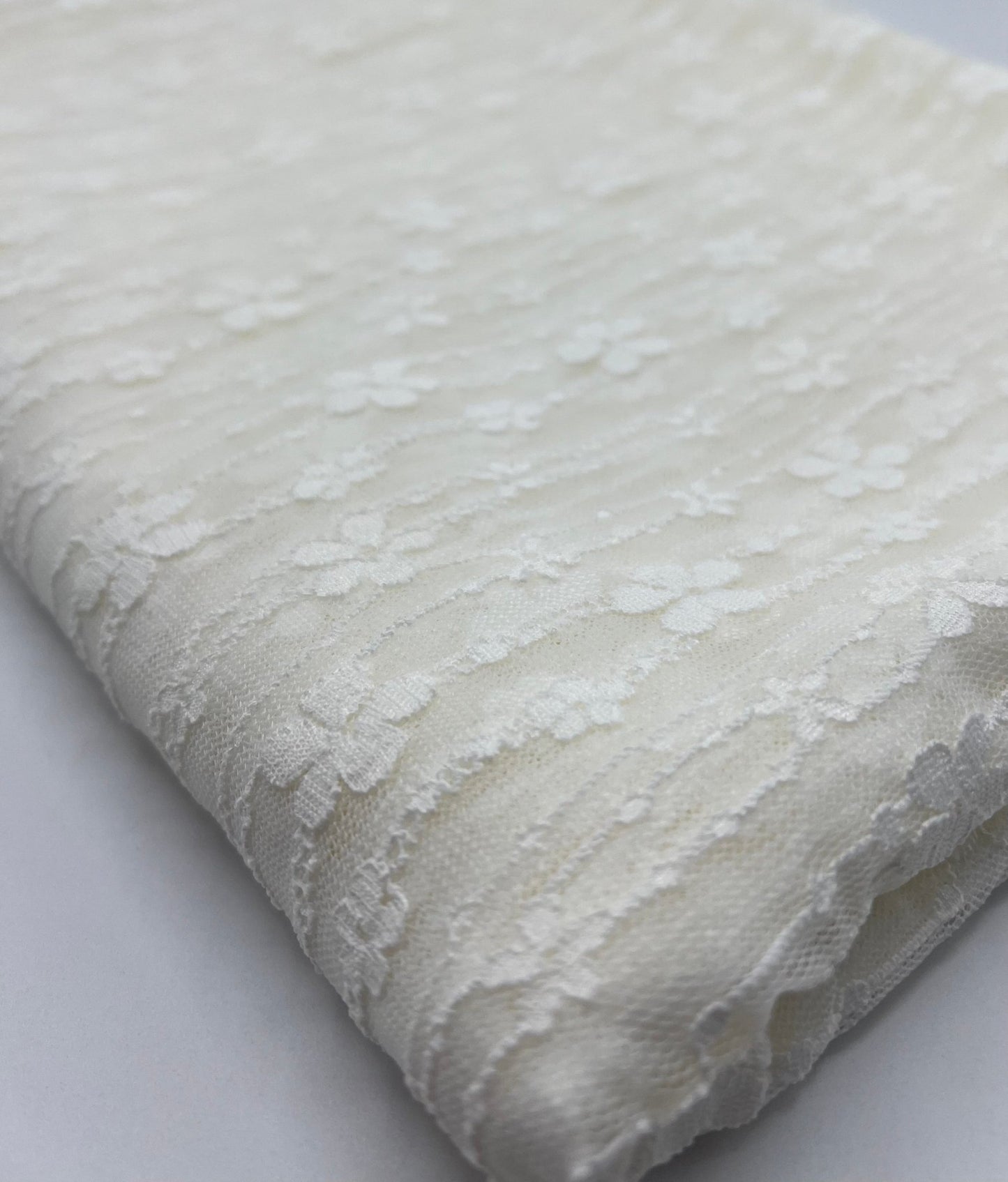 Cream Ditsy Floral Scalloped Edge Lace Fabric Stretch - T9 Fabrics