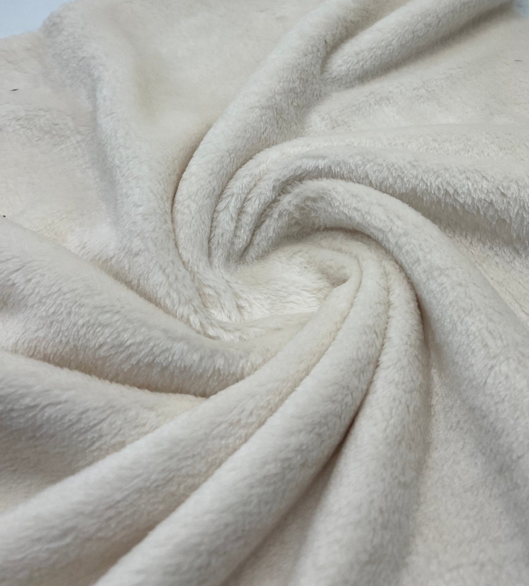 Ivory Super Soft Plain Cuddle Fleece Fabric Blanket Loungewear - T9 Fabrics