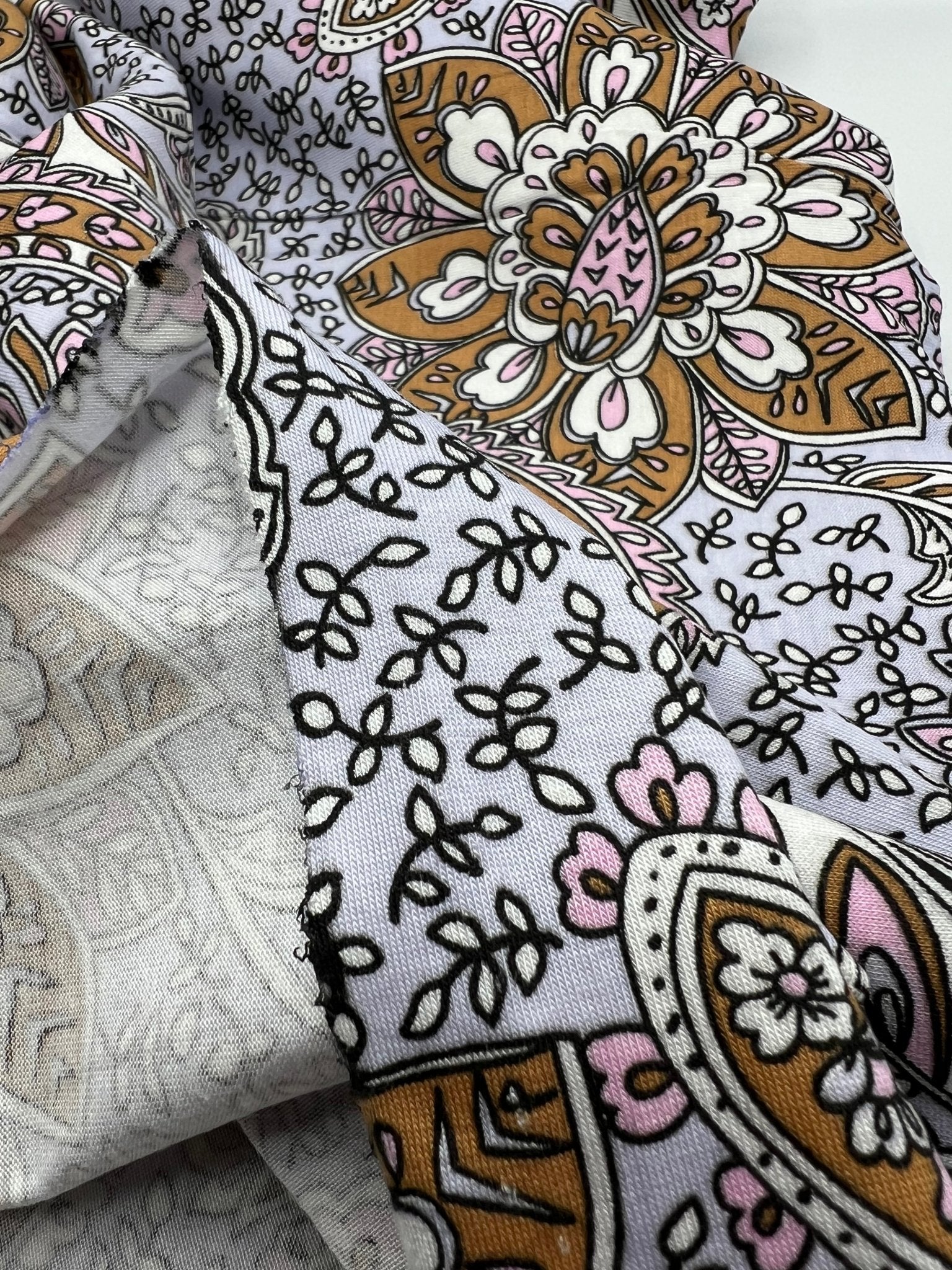 Lilac Paisley Print Viscose Elastane Fabric - T9 Fabrics