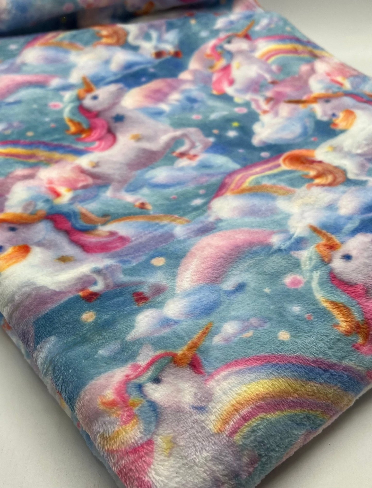 Magical Unicorns Cuddle Fleece Fabric Blanket Loungewear - T9 Fabrics
