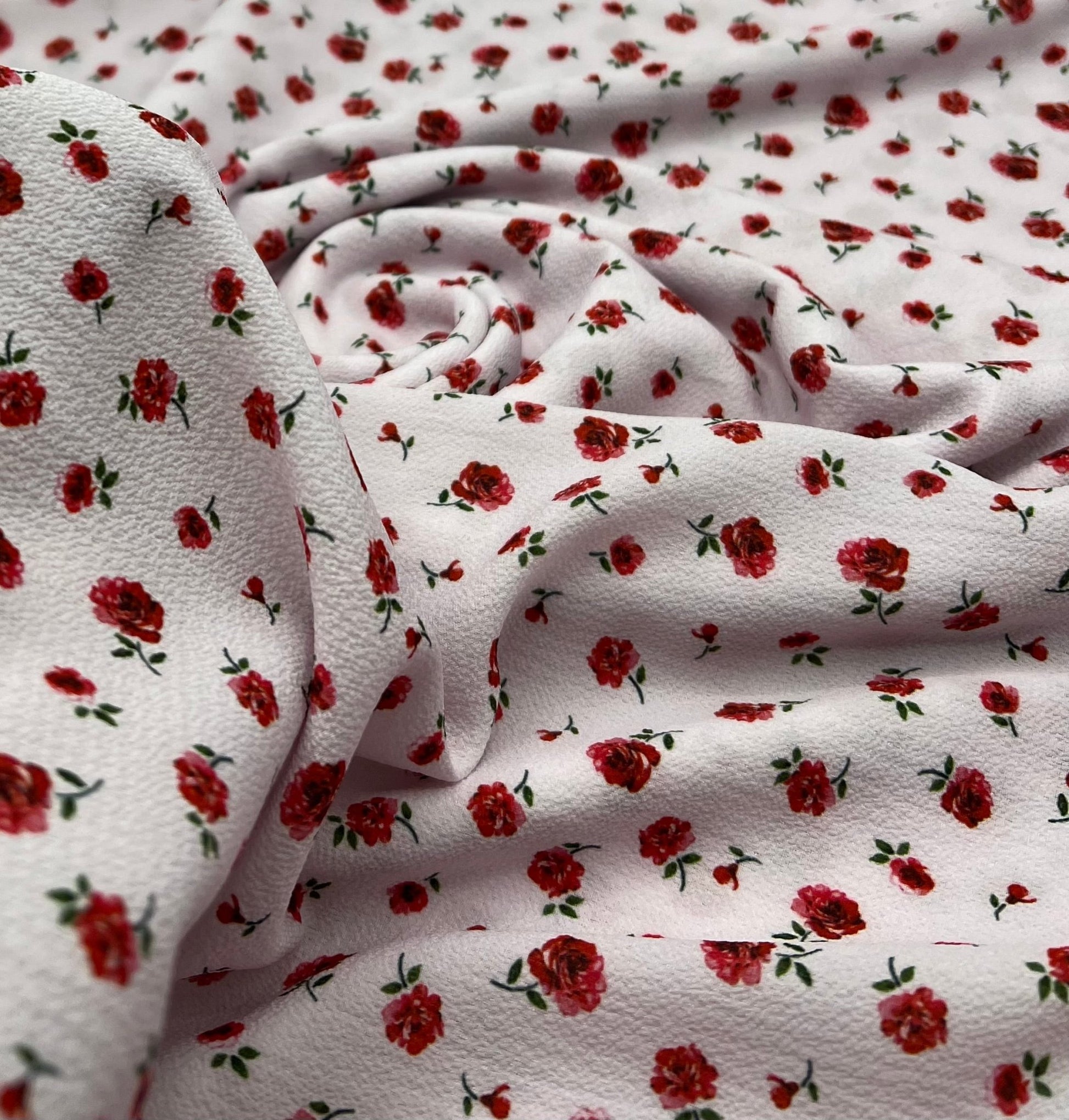 Pink Rose Ditsy Print Lightweight Bubble Crepe Fabric - T9 Fabrics