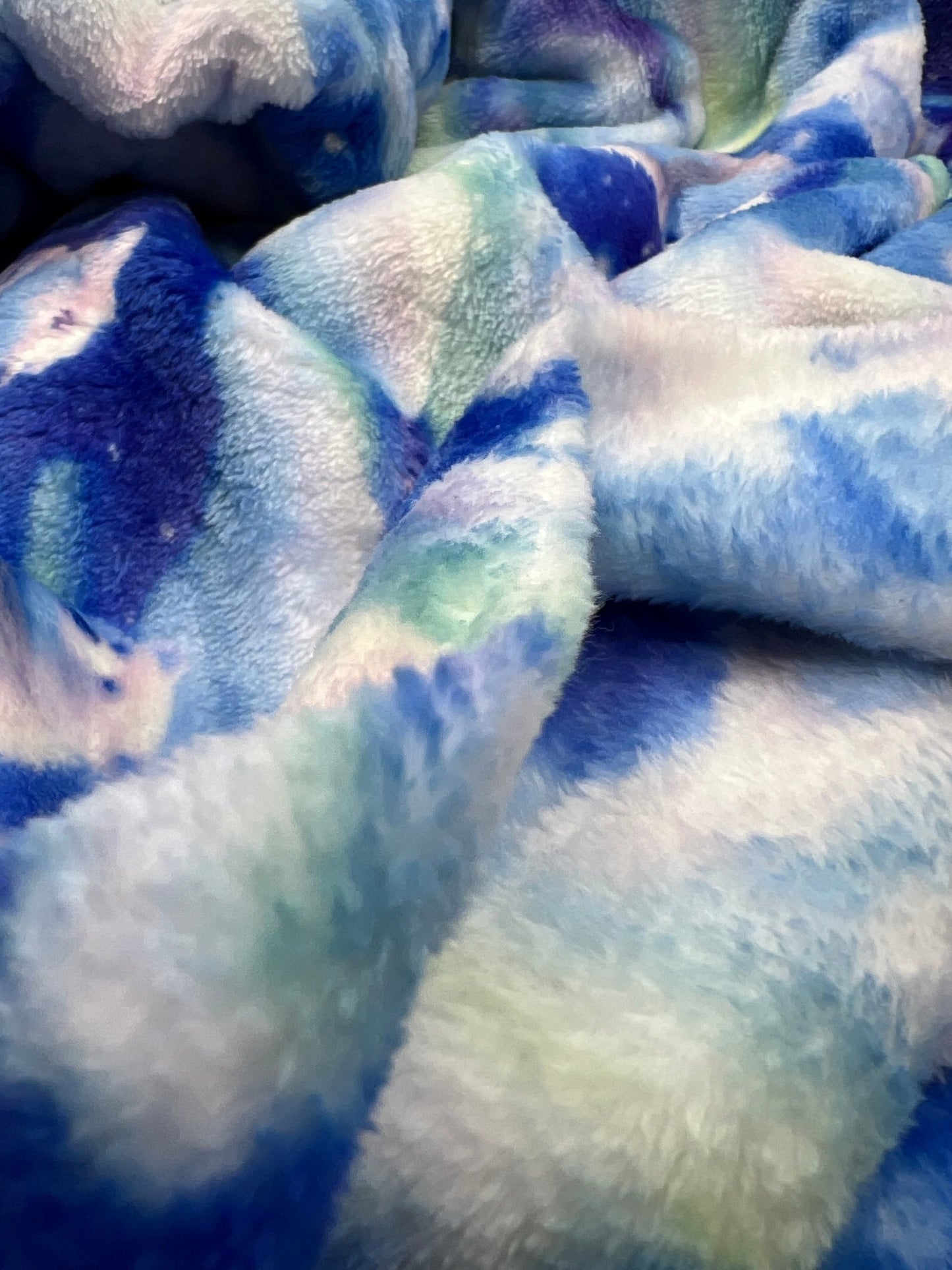 Polar Bears Cuddle Fleece Fabric Blanket Loungewear - T9 Fabrics