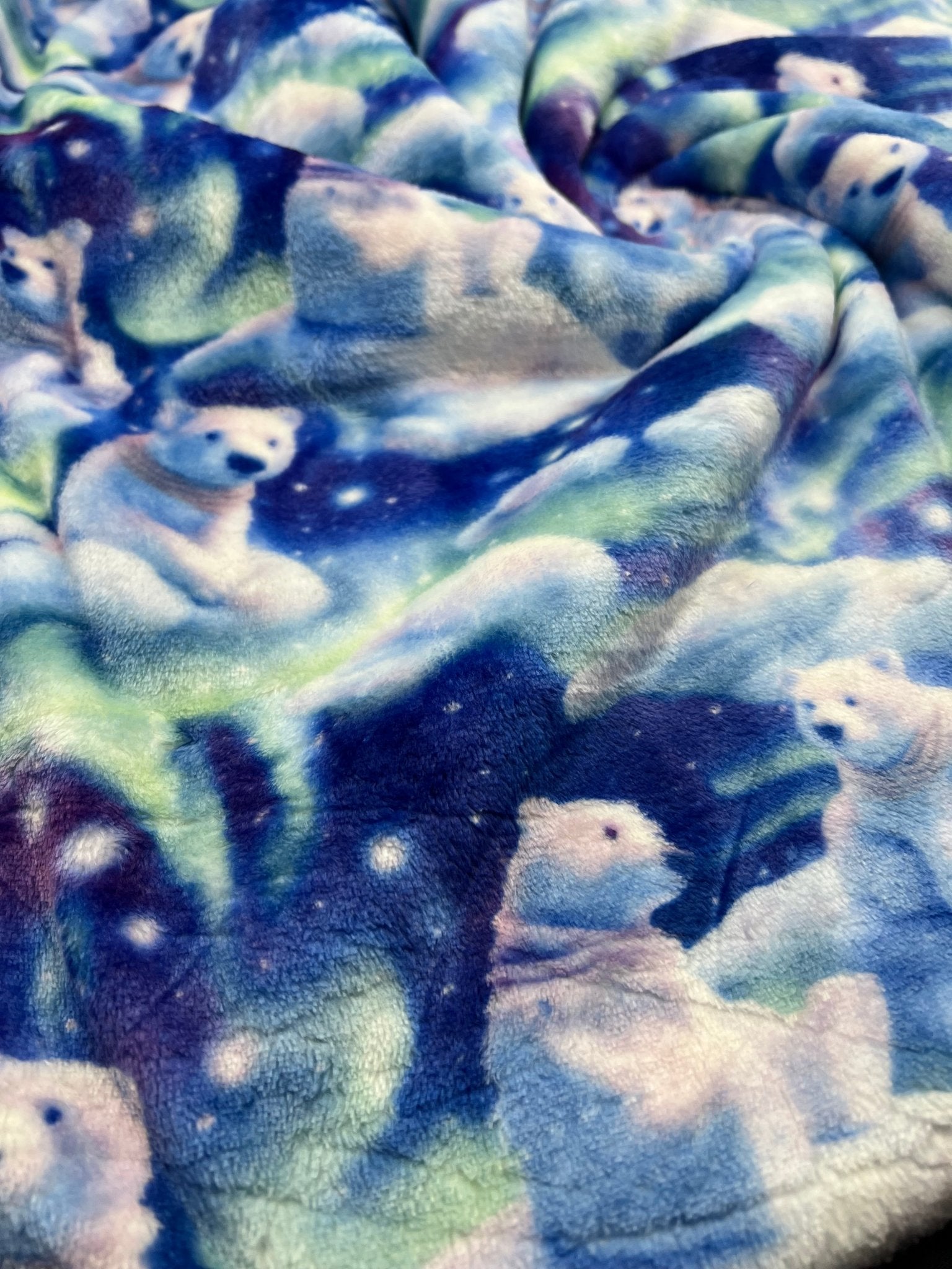 Polar Bears Cuddle Fleece Fabric Blanket Loungewear - T9 Fabrics