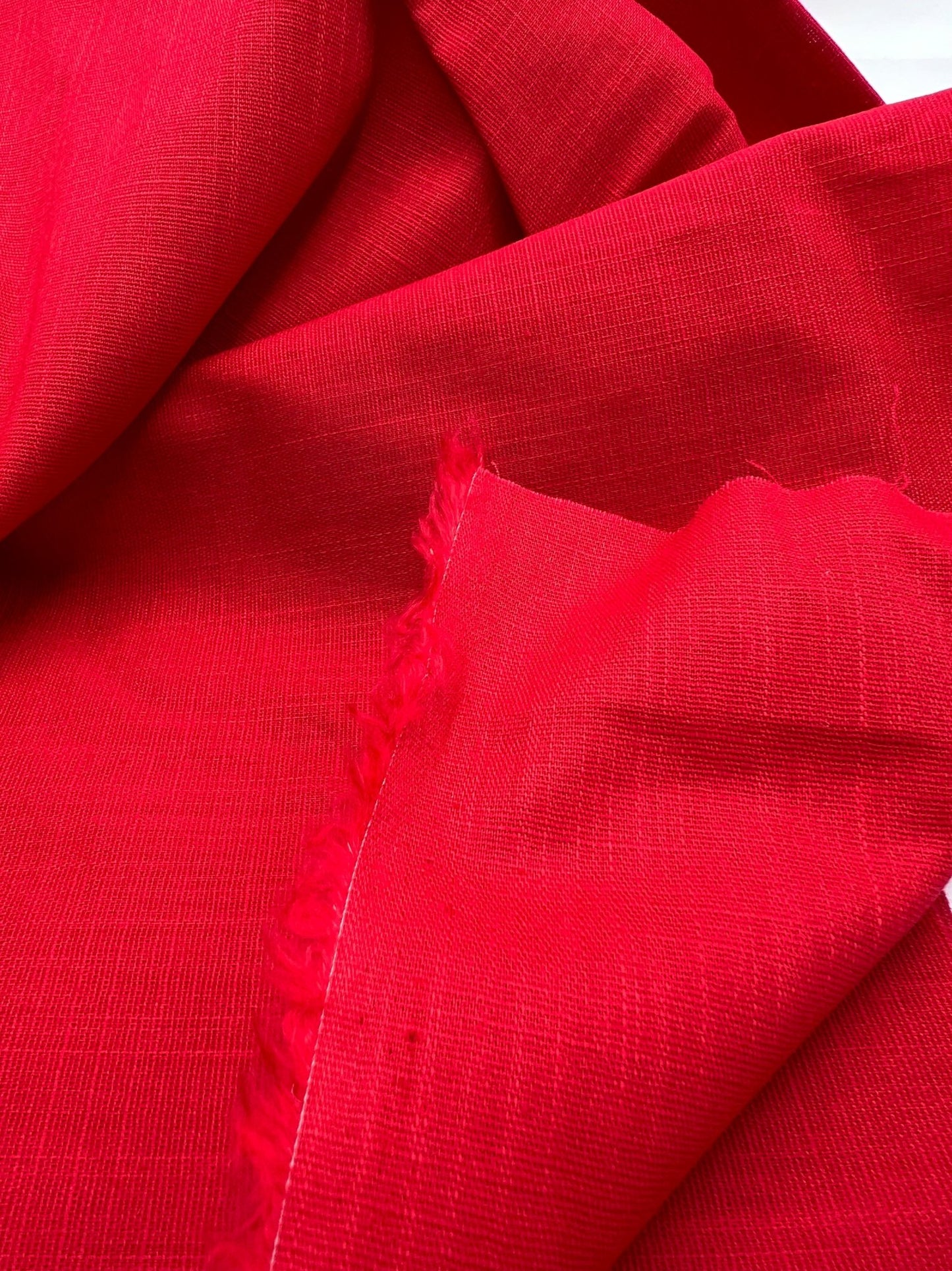 Red Lightweight Cotton/Linen Linen Fabric - T9 Fabrics