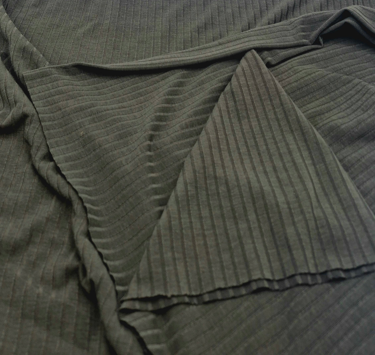 Dark Grey Khaki Lightweight 8x4 Wide Rib Stretch Fabric
