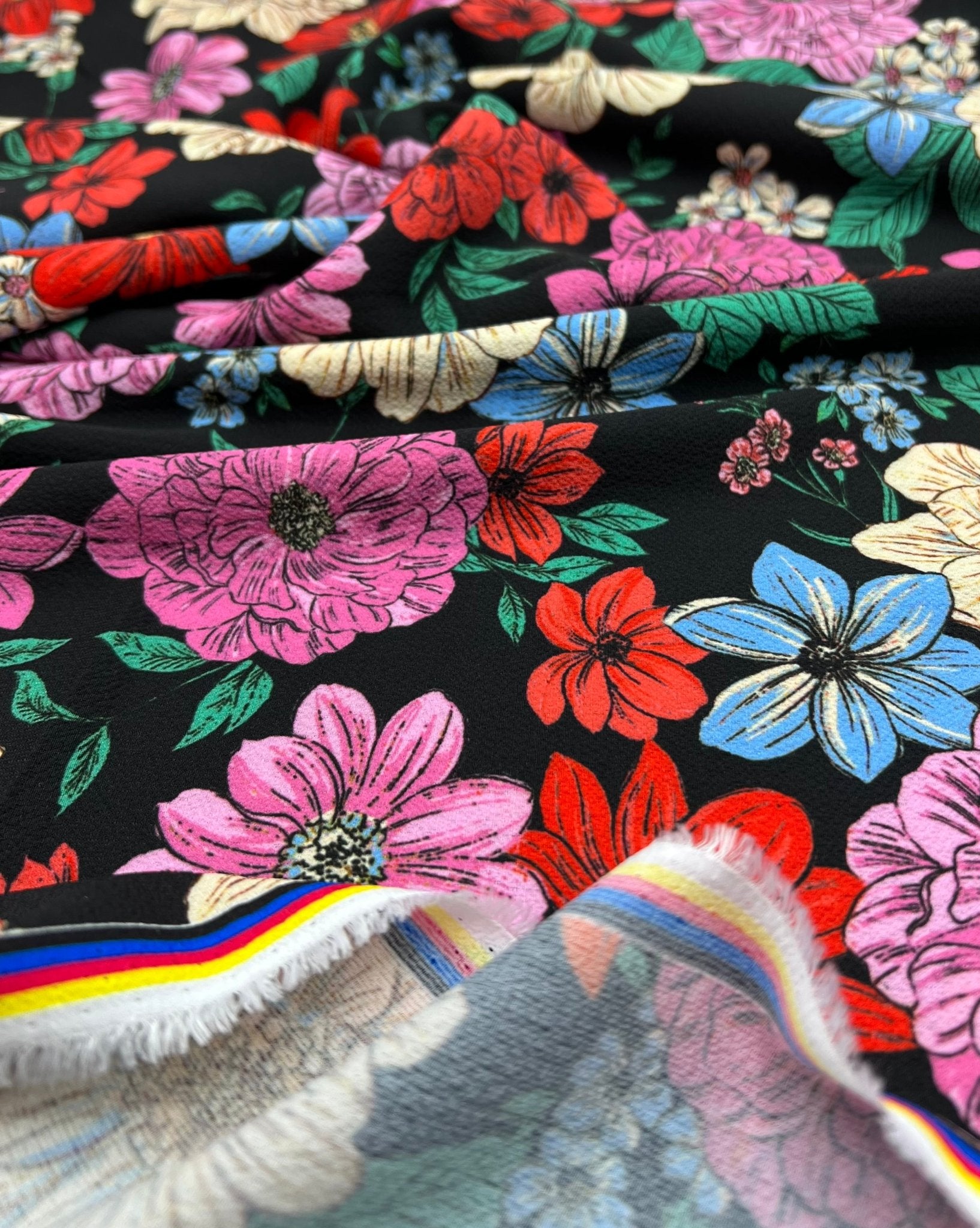 Sketch Floral Print Lightweight Bubble Crepe Fabric - T9 Fabrics