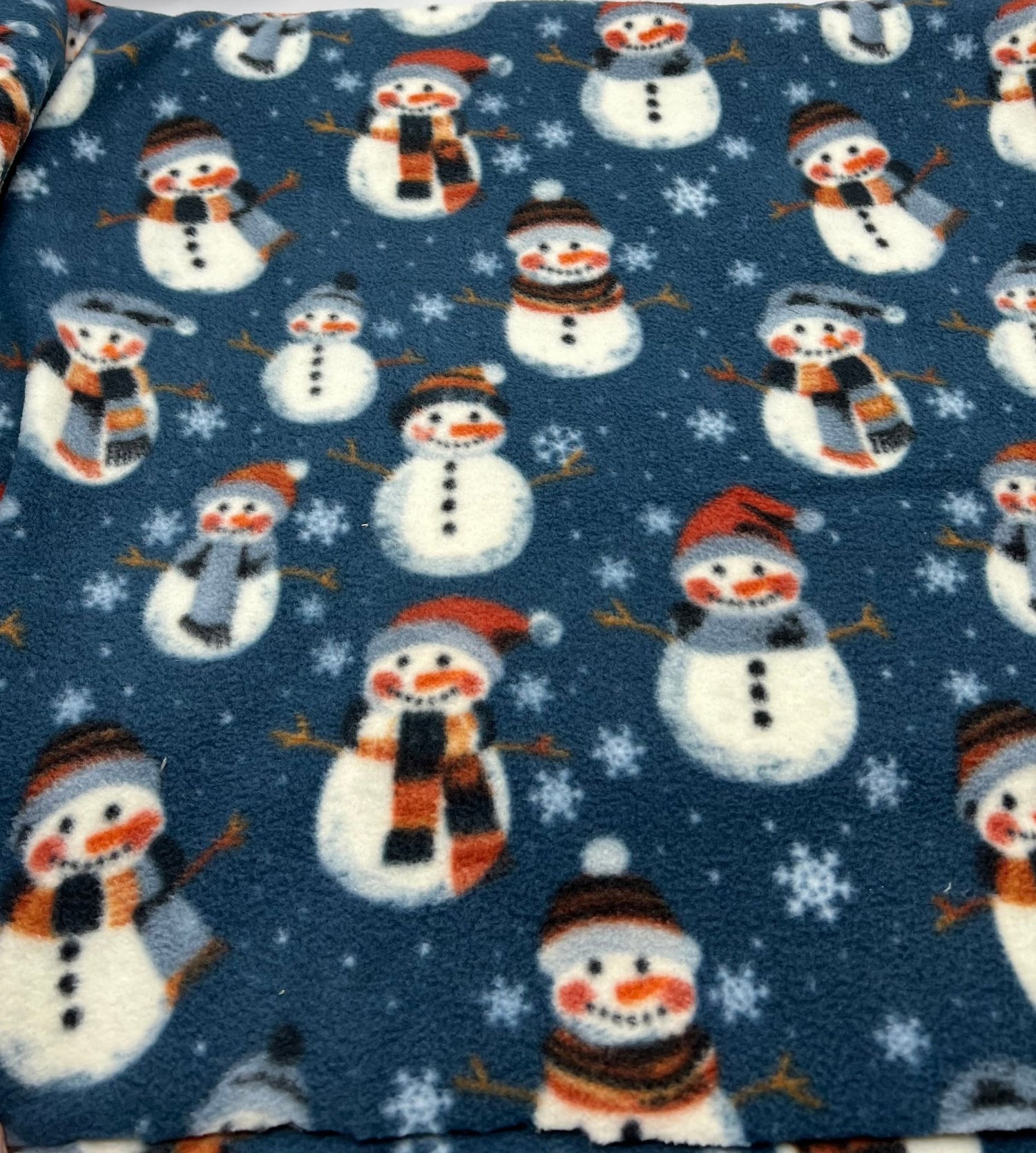 Snowman Printed Anti - Pil Polar Fleece Fabric Blanket Loungewear - T9 Fabrics