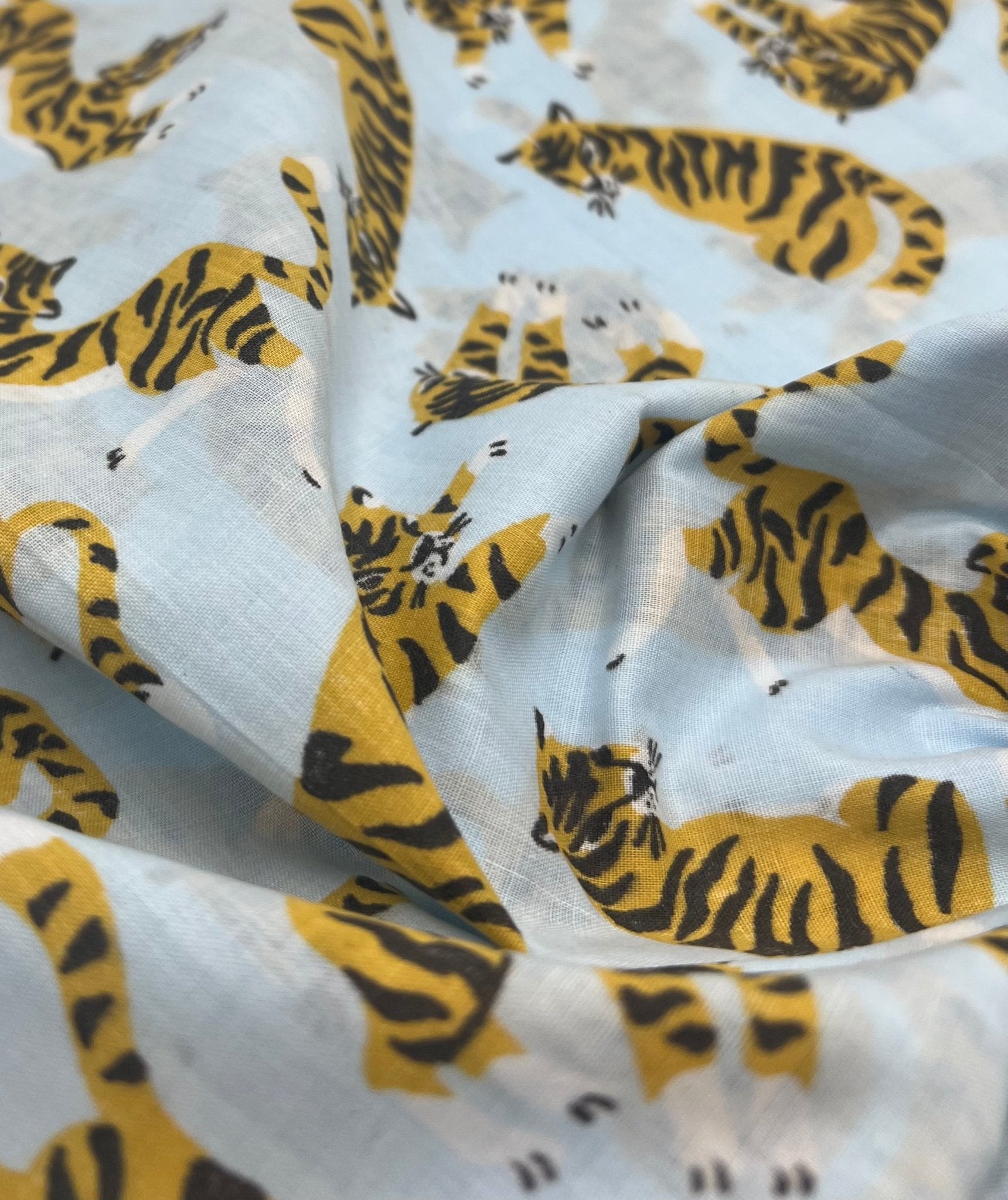 Tigers Printed Poly Cotton 90 GSM 80/20 44 Inch Non Stretch - T9 Fabrics