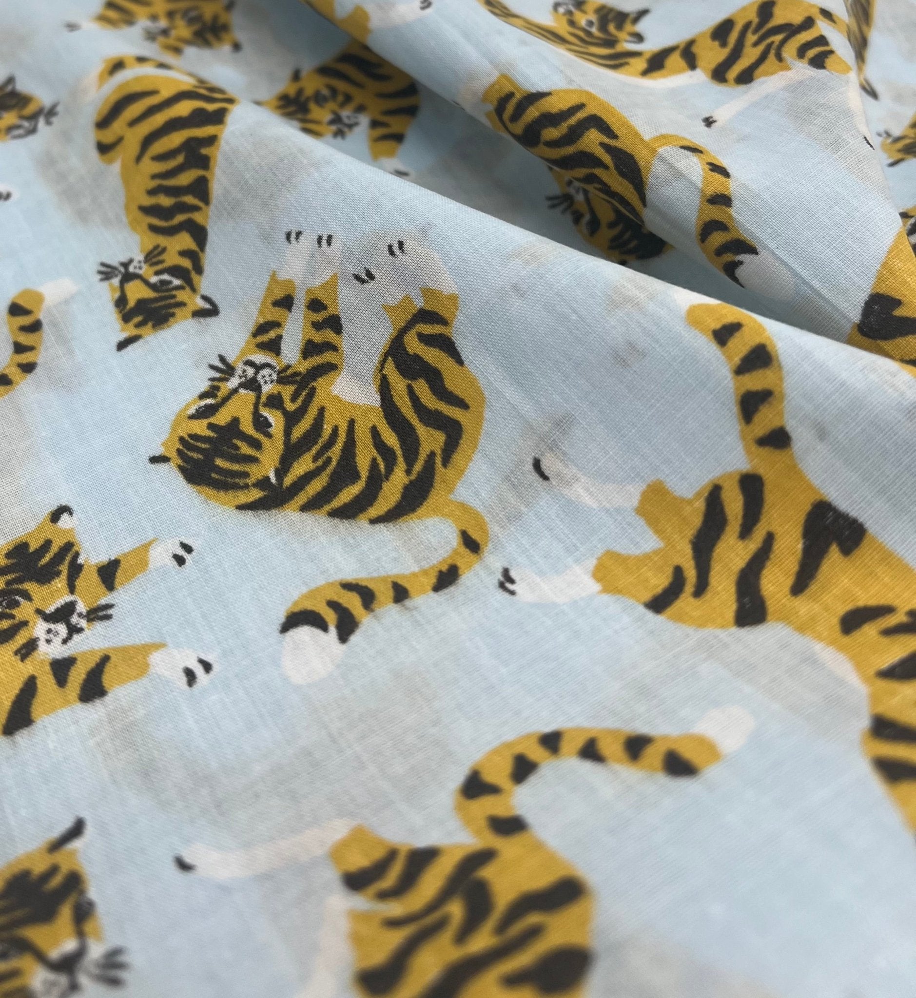 Tigers Printed Poly Cotton 90 GSM 80/20 44 Inch Non Stretch - T9 Fabrics