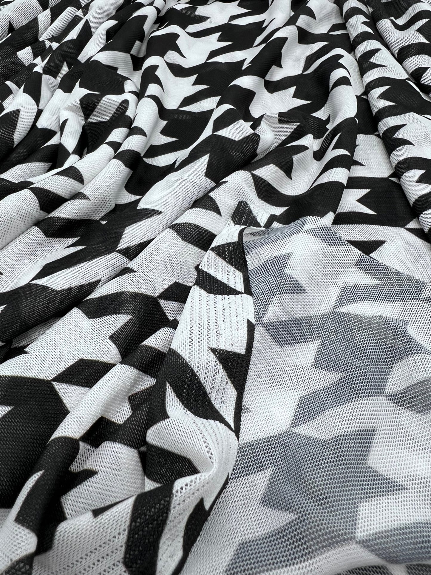 White Black Dogtooth Mesh Fabric Stretch - T9 Fabrics