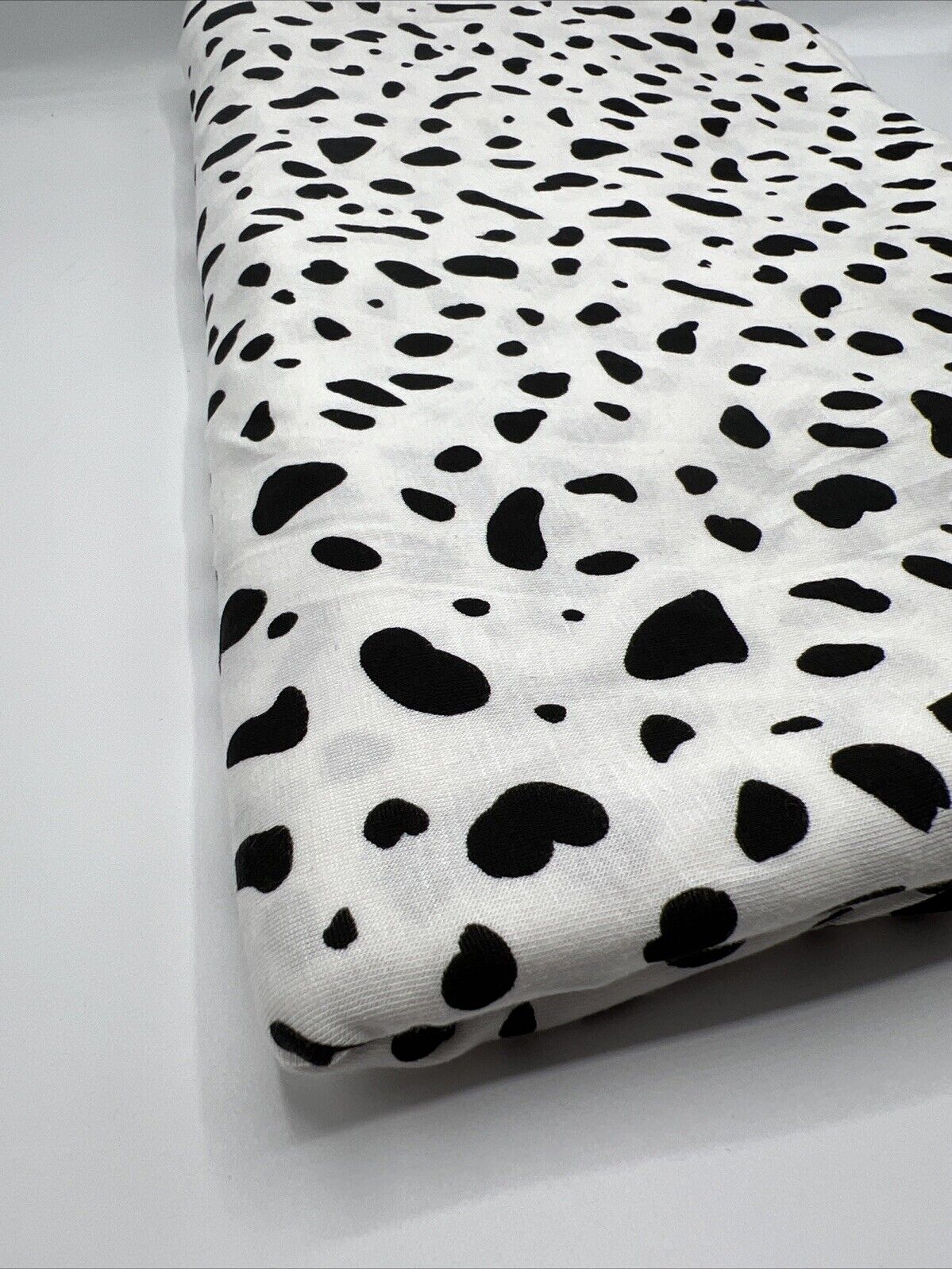 White Black Spots Print Viscose Elastane Fabric - T9 Fabrics