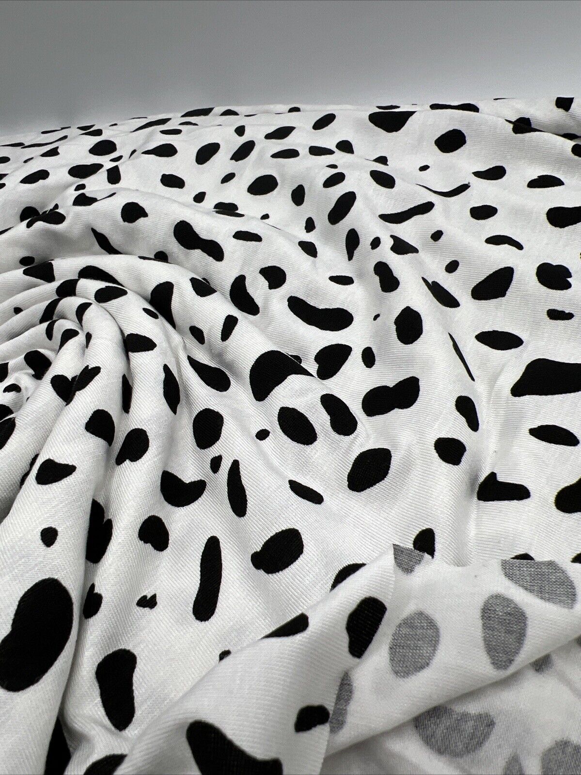 White Black Spots Print Viscose Elastane Fabric - T9 Fabrics