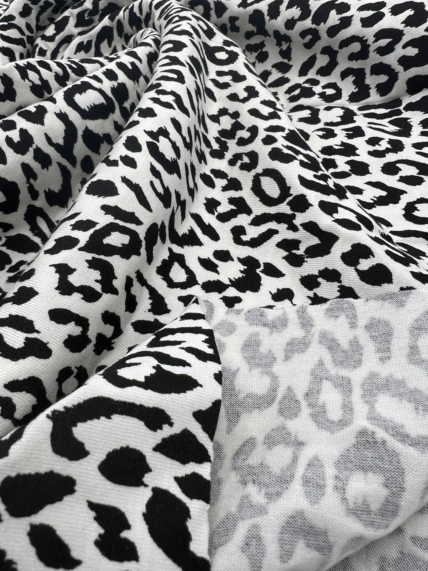 White Leopard Print Viscose Elastane Fabric - T9 Fabrics